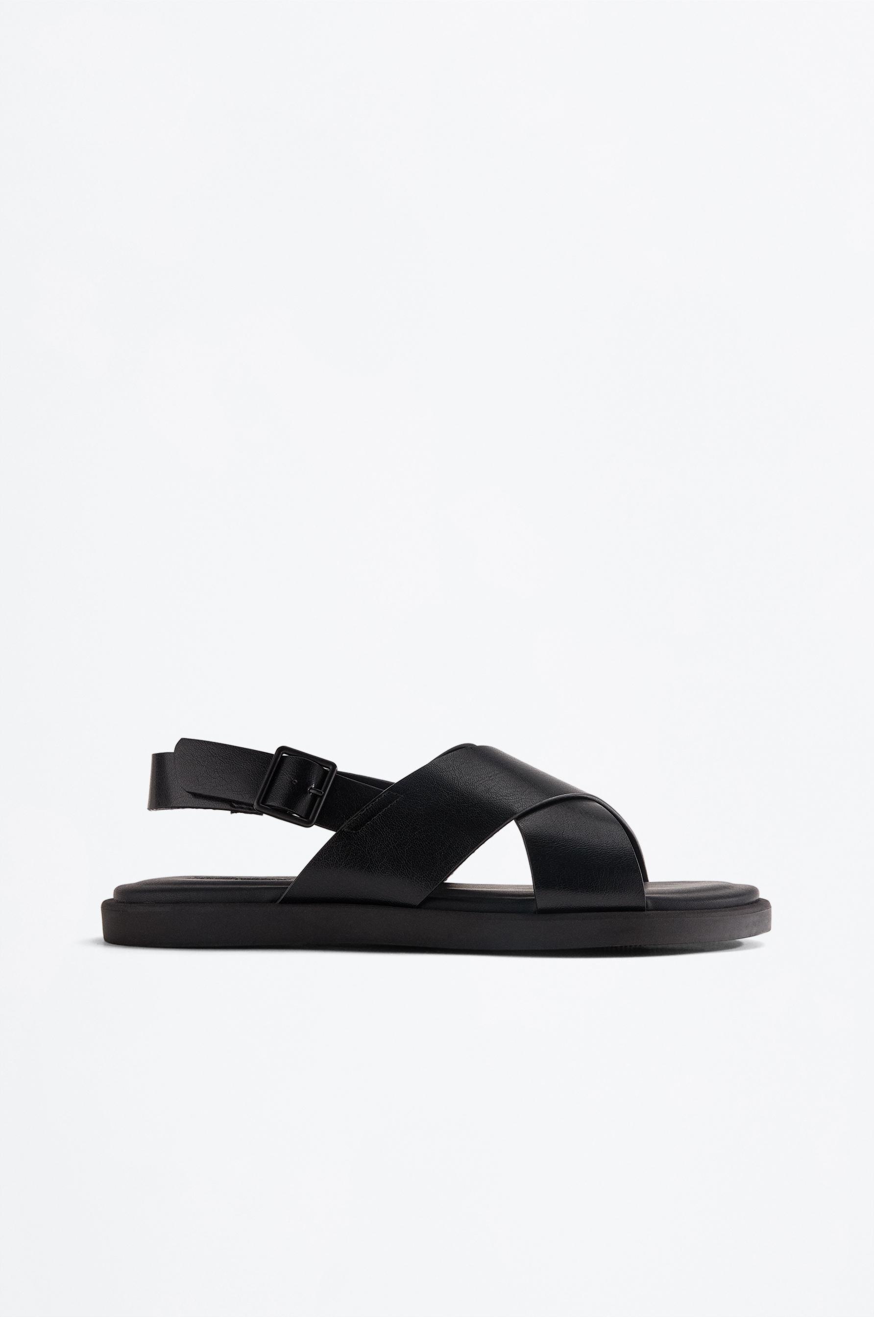 Strap sandal — BLACK