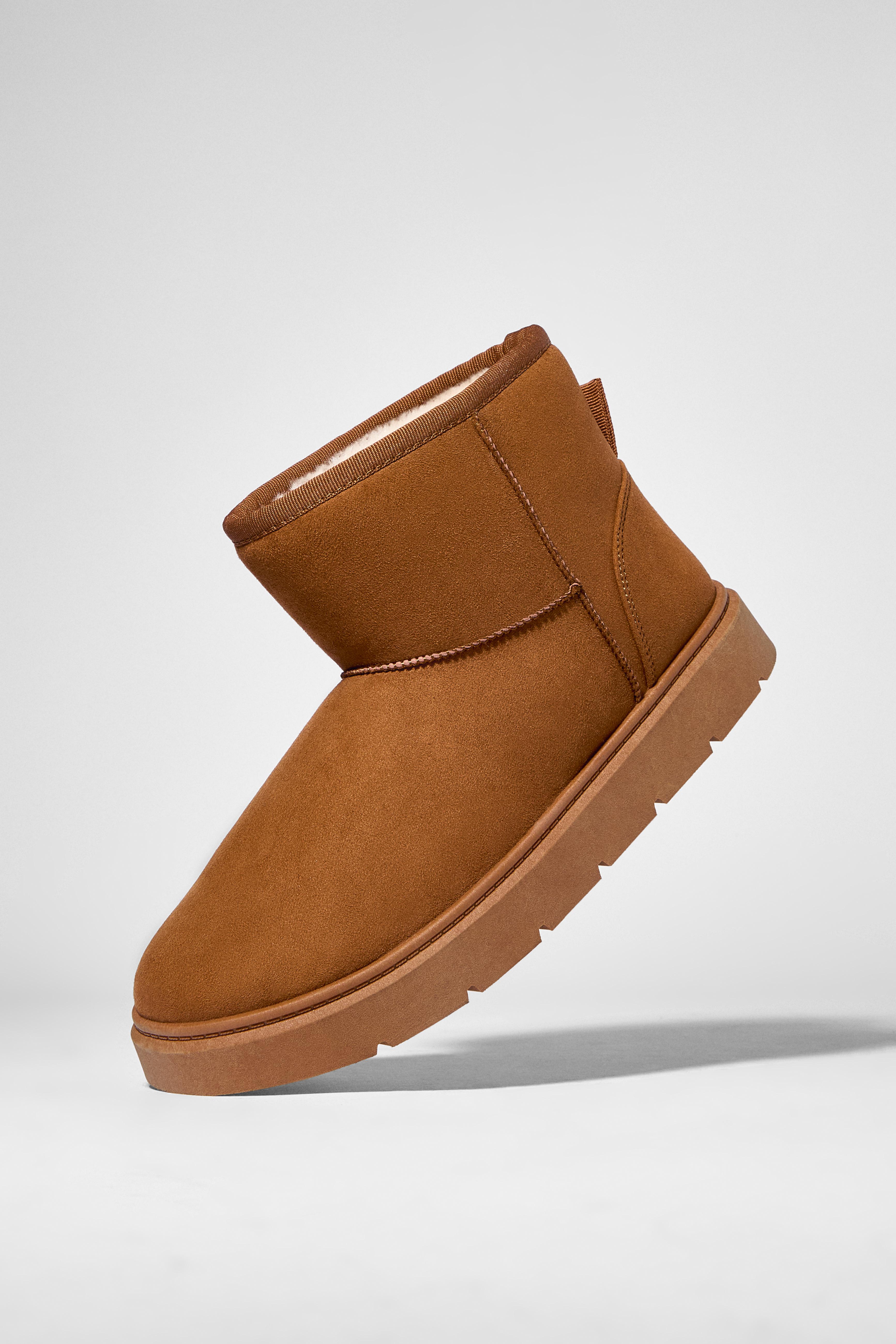 Flat fur ankle boots — LEATHER