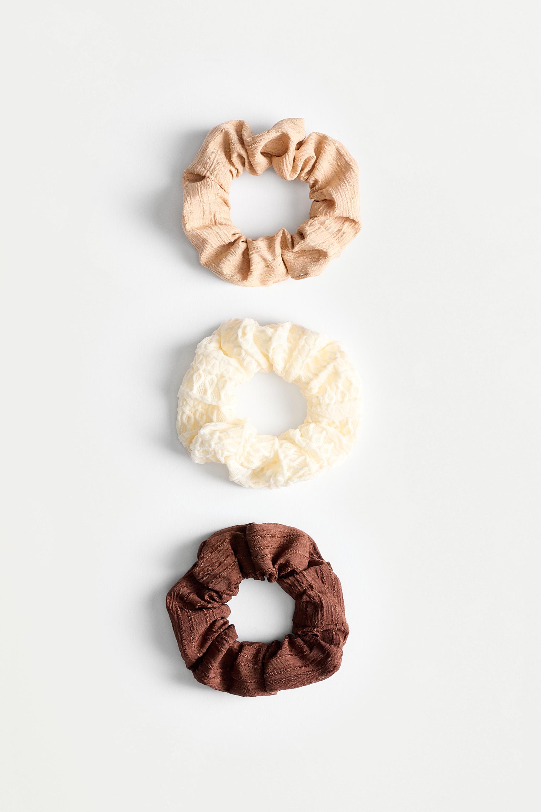 Medium Scrunchies (3-Pack) — BROWN
