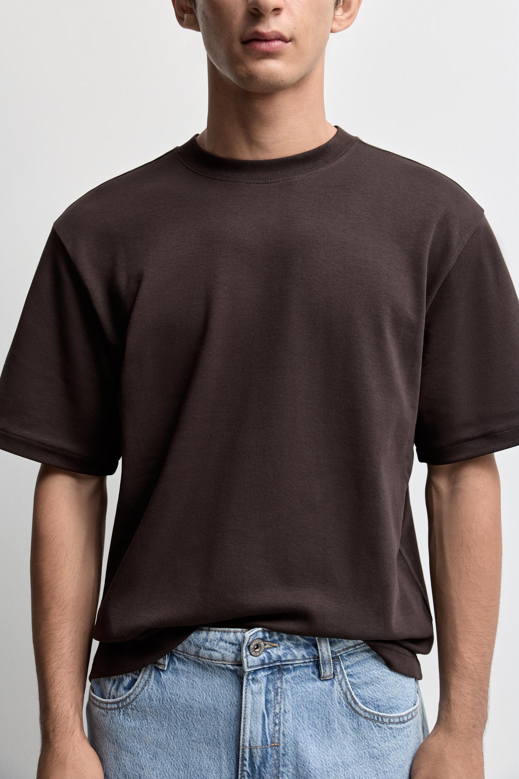 Mock neck interlock T-shirt — DARK BROWN
