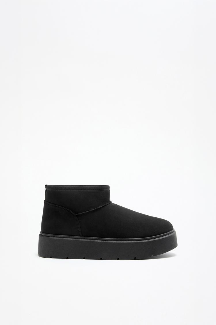 Platform fur ankle boot — BLACK