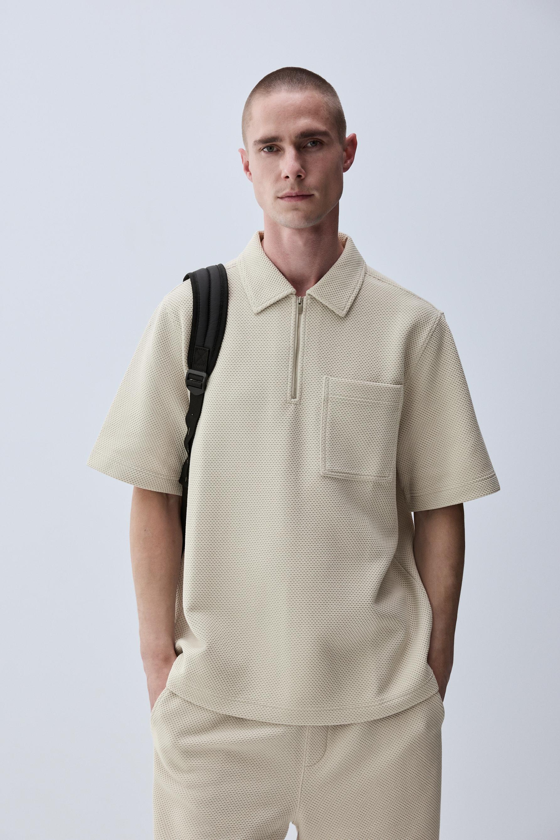 Polo textura bolsillo