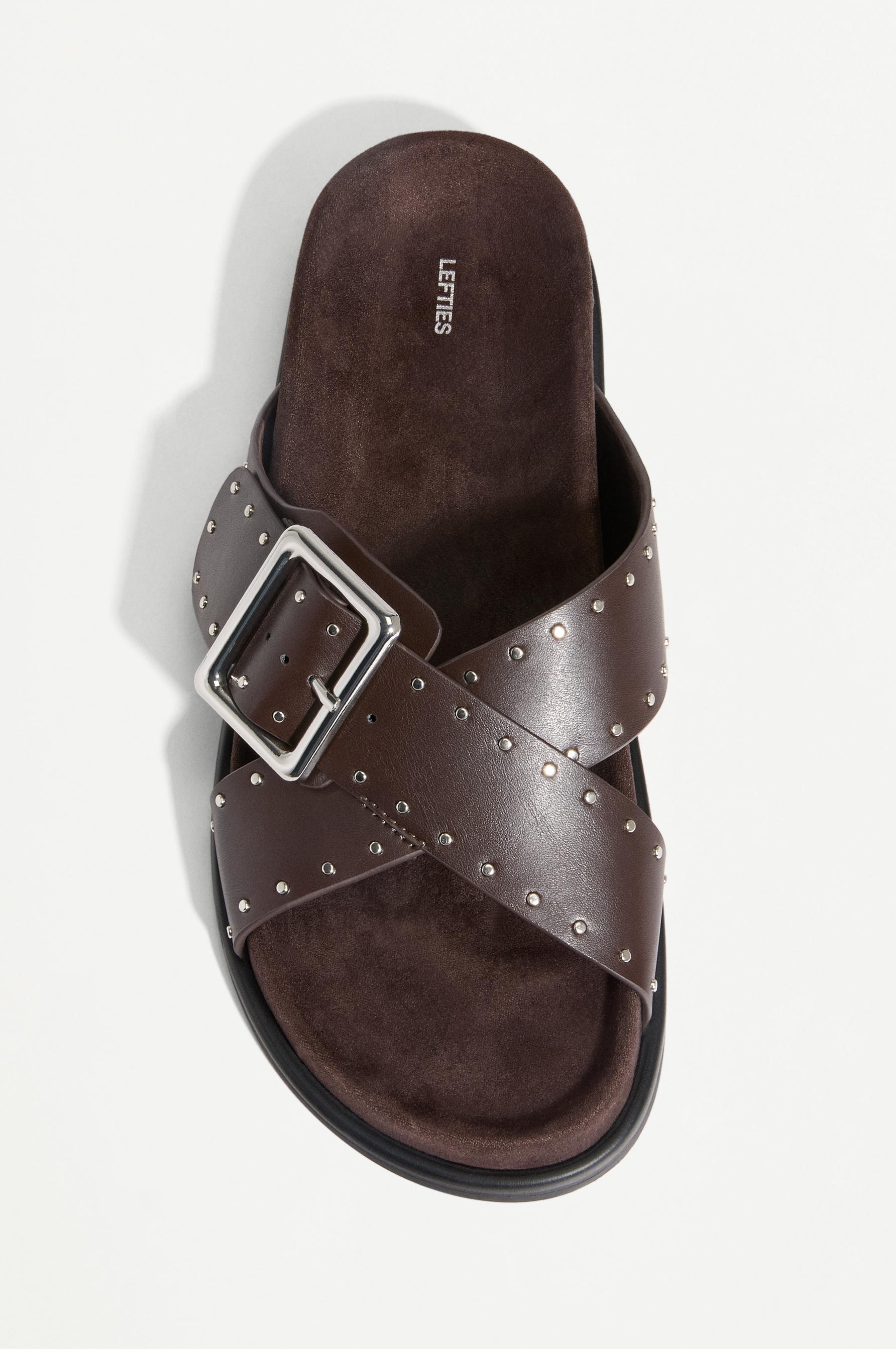 Studded flat slider sandals — BROWN