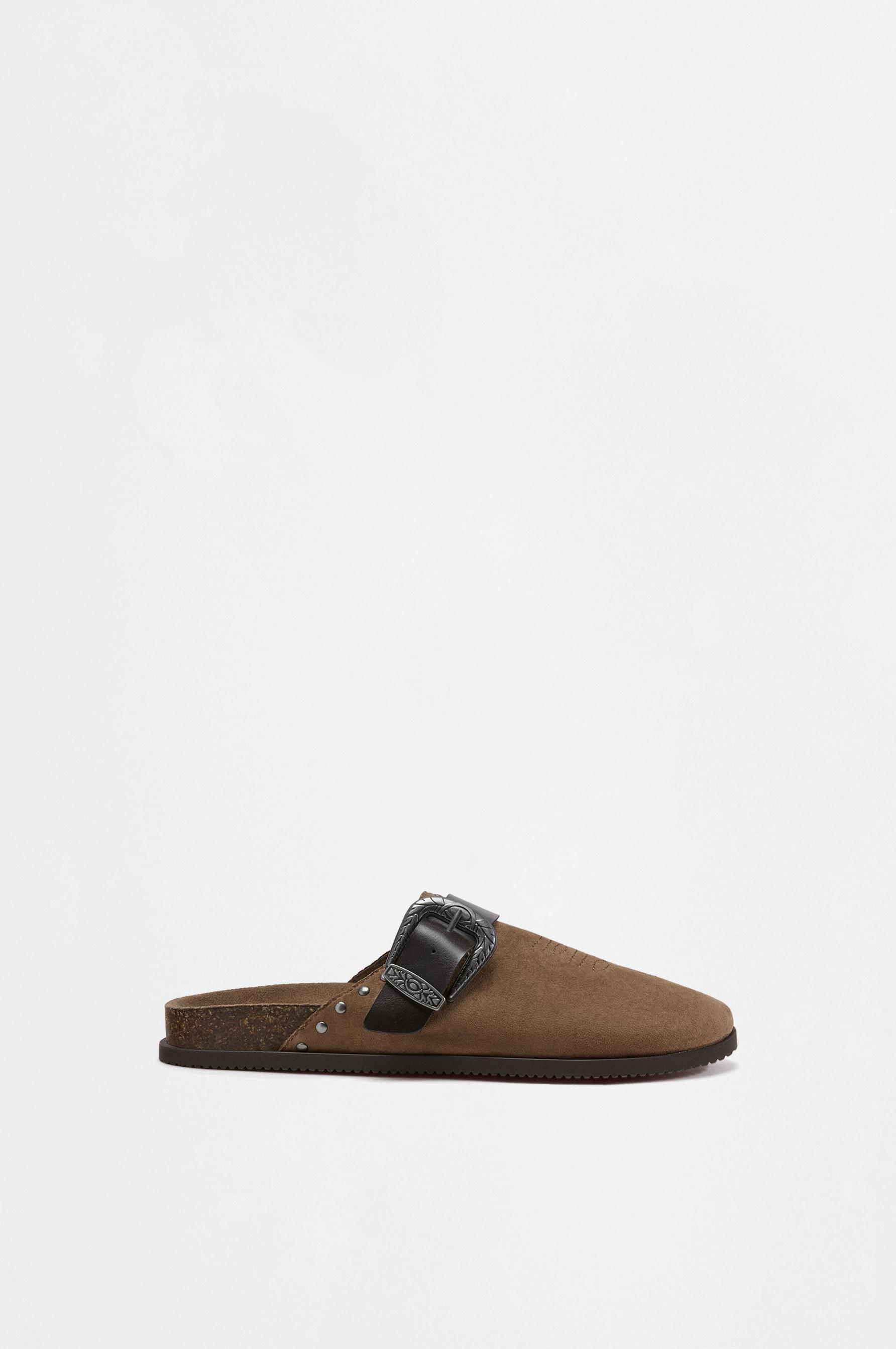 Zueco tachas