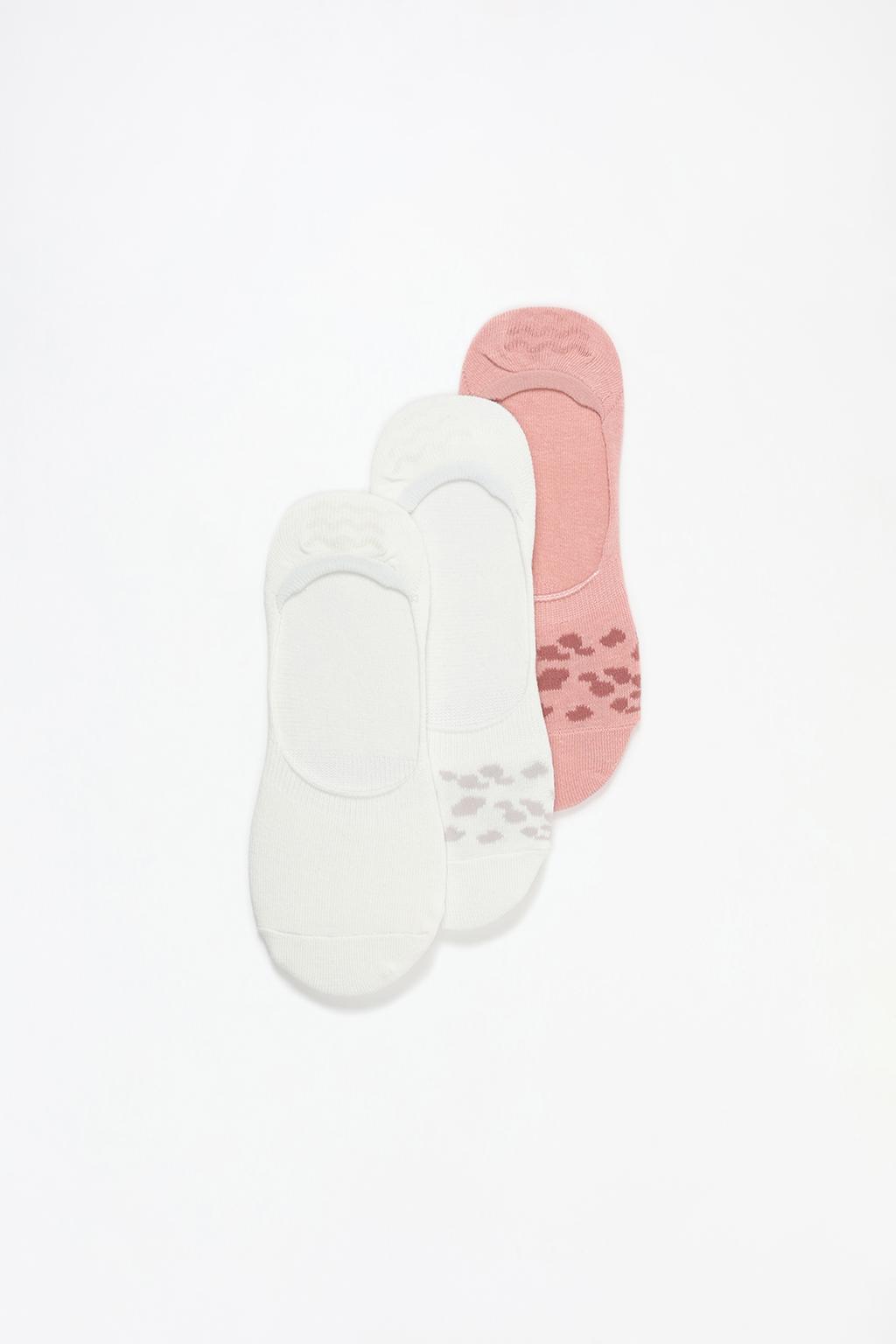 3-pack of animal print no-show socks