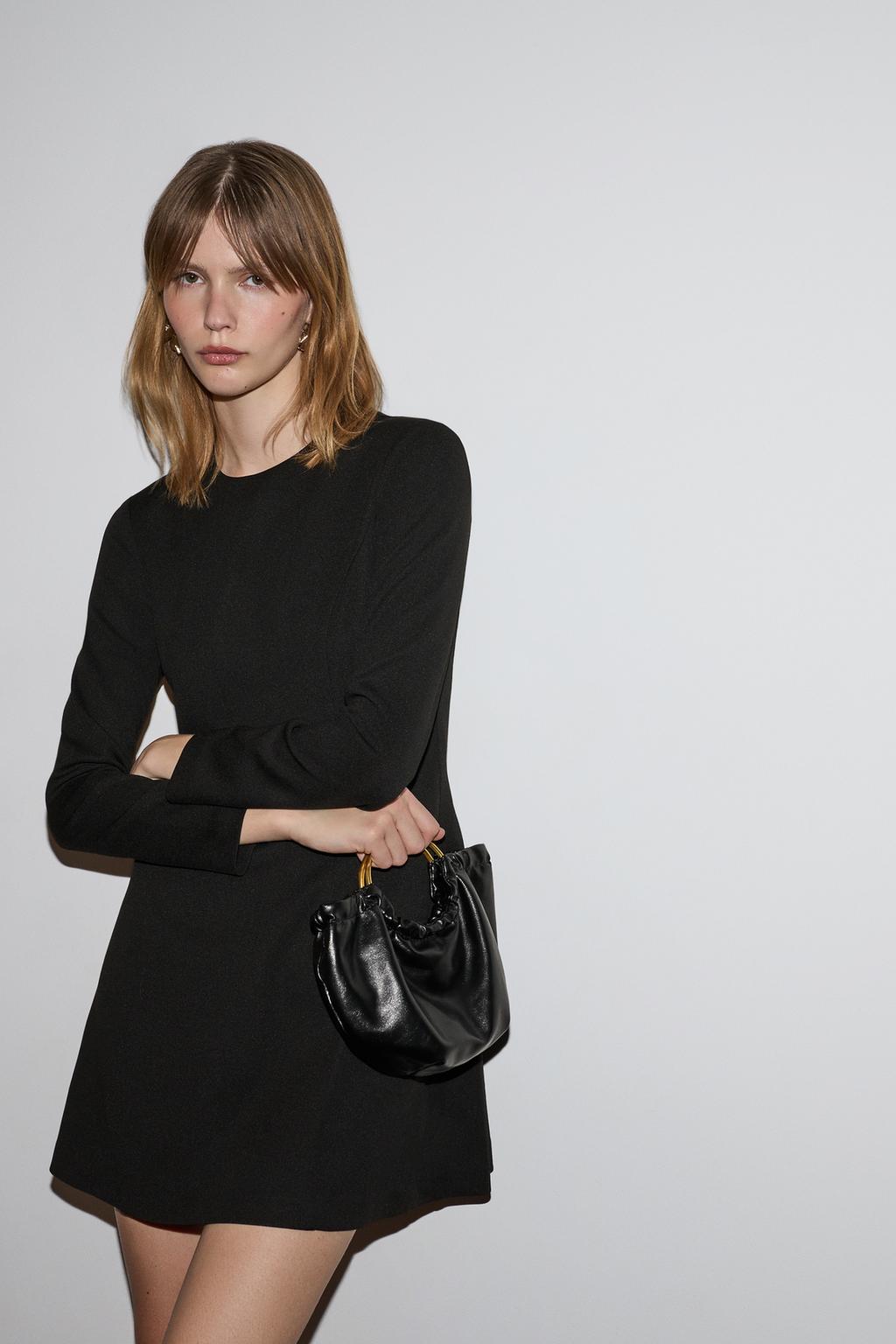 Vestido corto pinzas