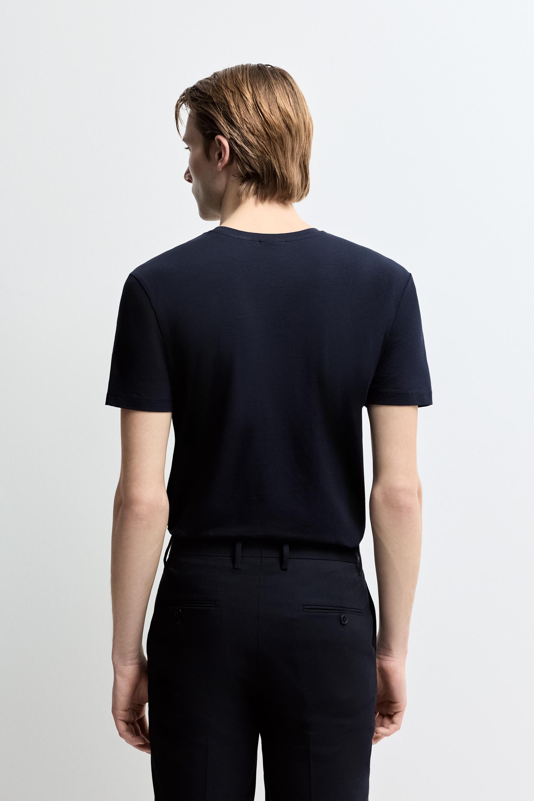Soft slim fit T-shirt — NAVY
