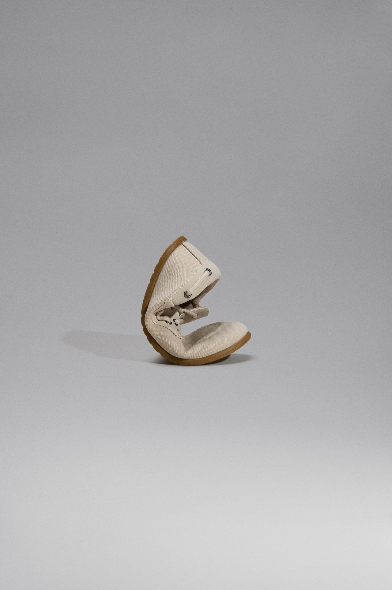 BAREFOOT BOAT SHOES — BEIGE