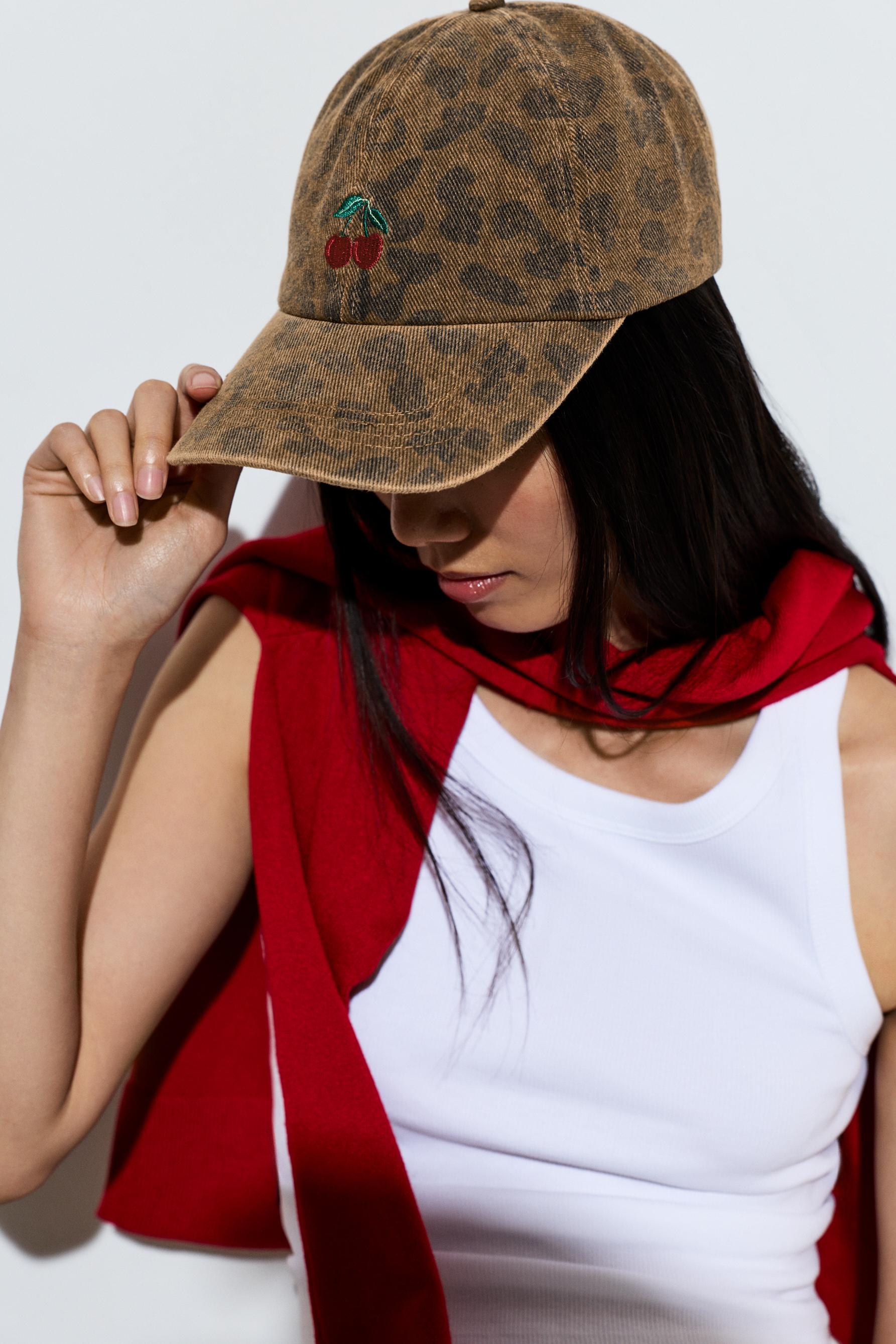 Animal print cap — CAMEL TONES