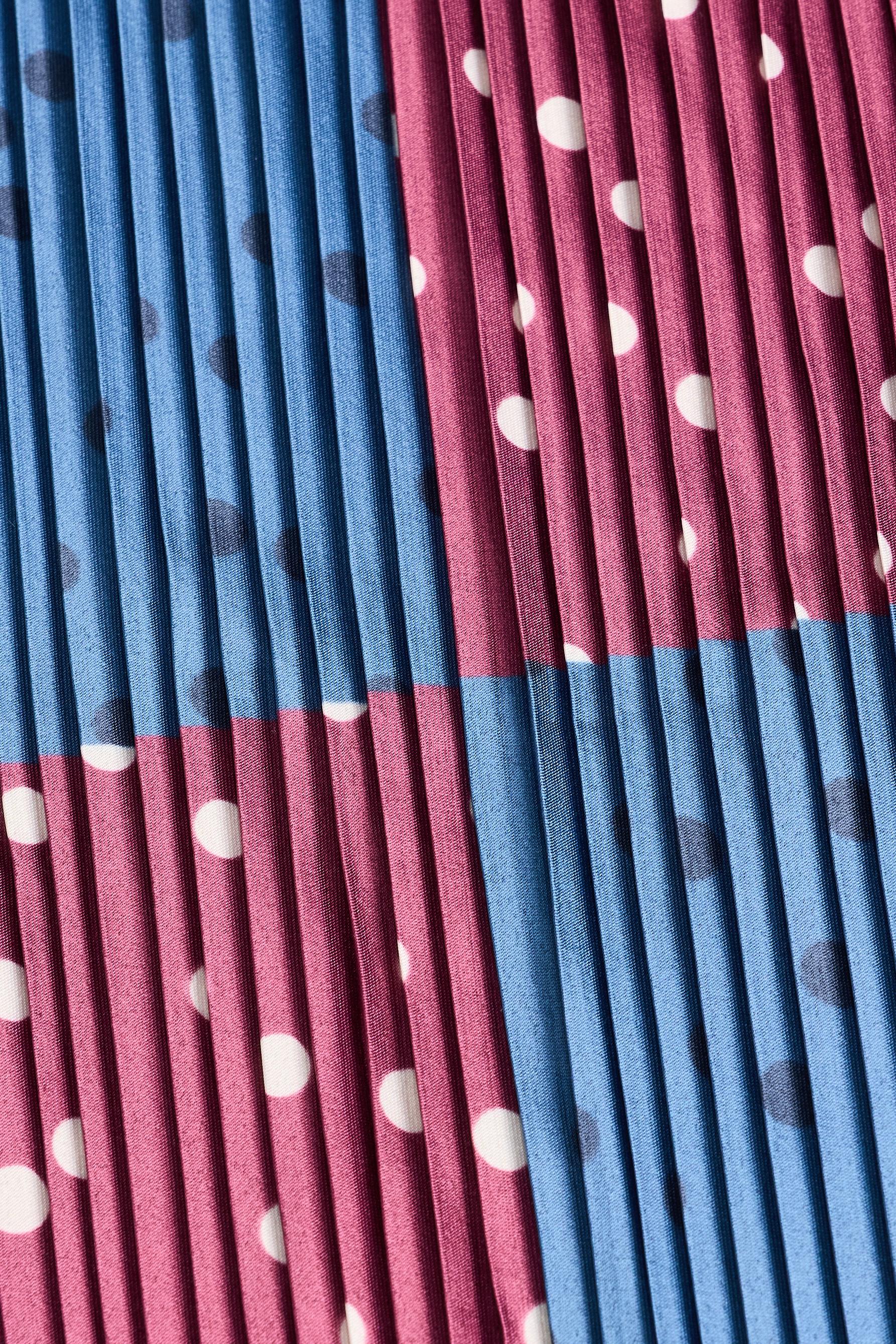 Pleated print scarf — BURGUNDY