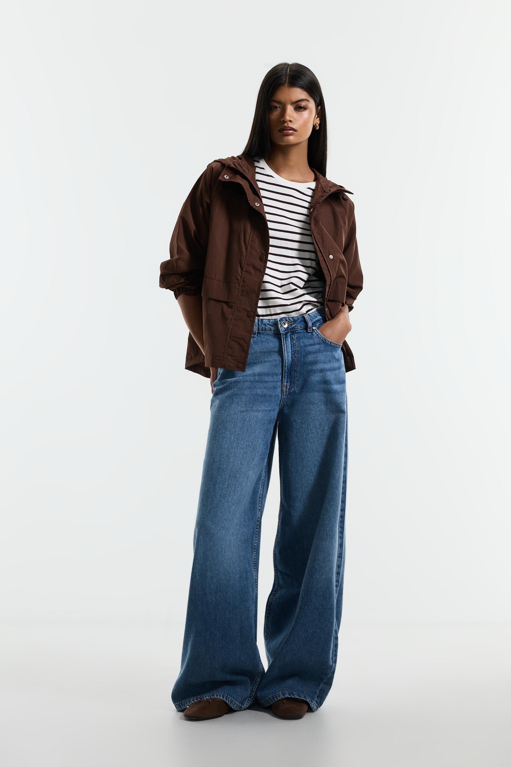 Cropped hooded windbreaker — CHOCOLATE