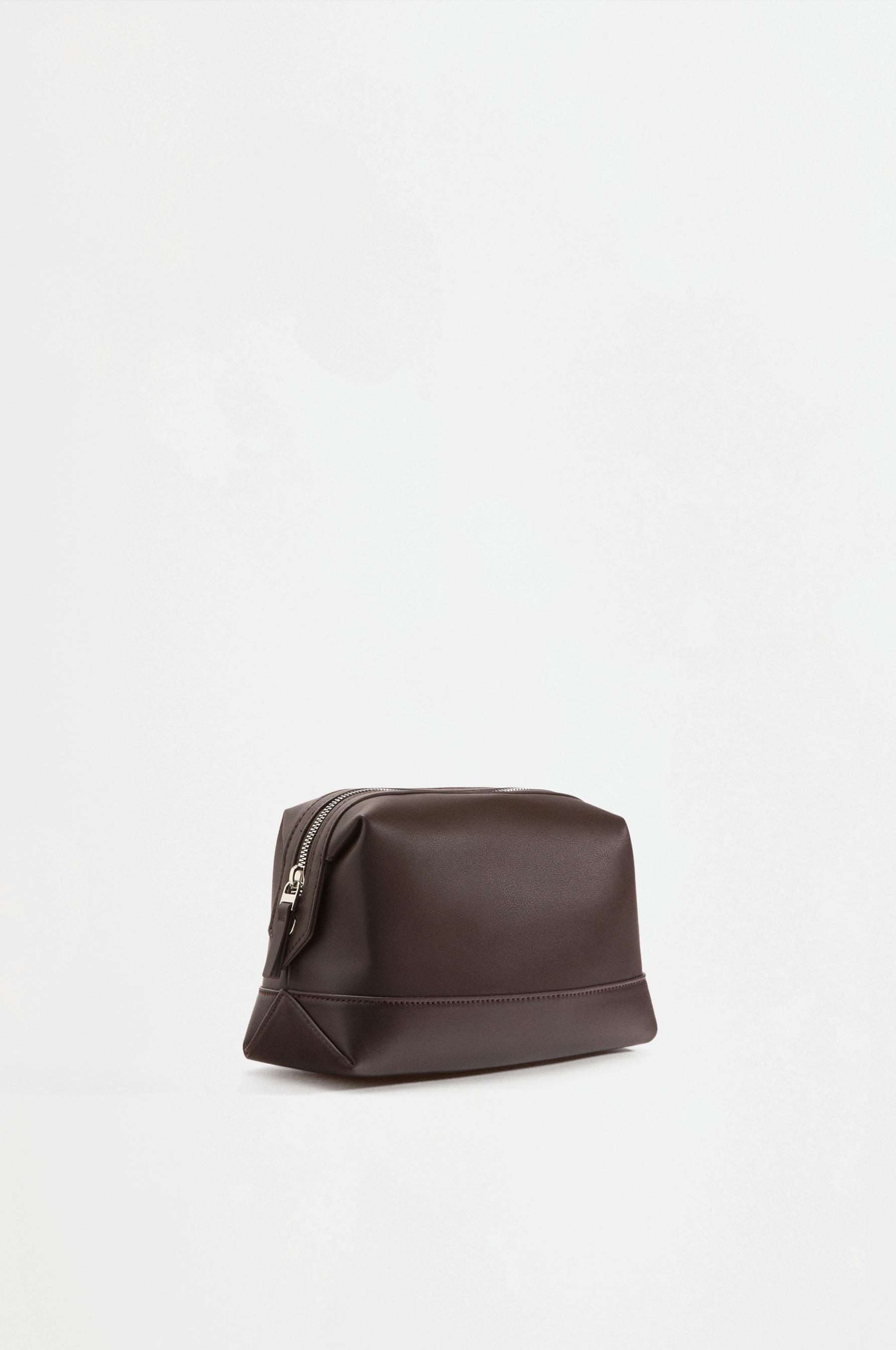 Smart Toiletry Bag — BROWN