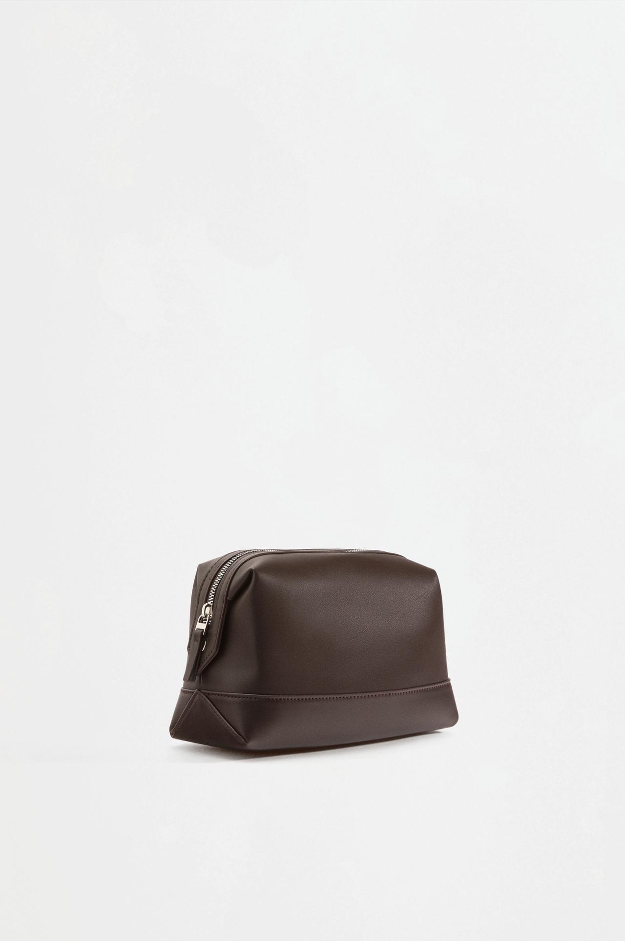 Smart Toiletry Bag — BROWN