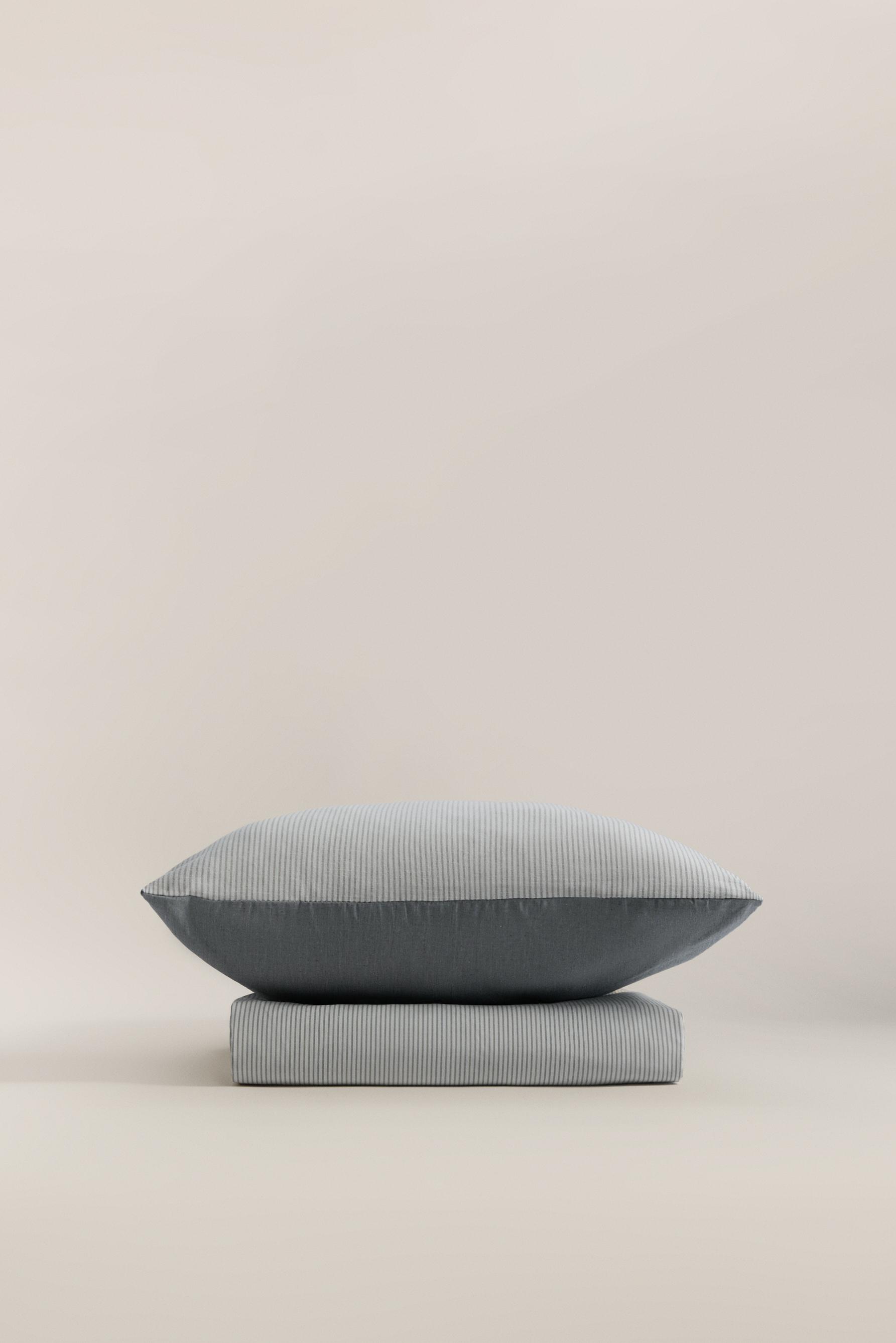 Conjunto de capa de edredão e fronha 150 x 220 cm