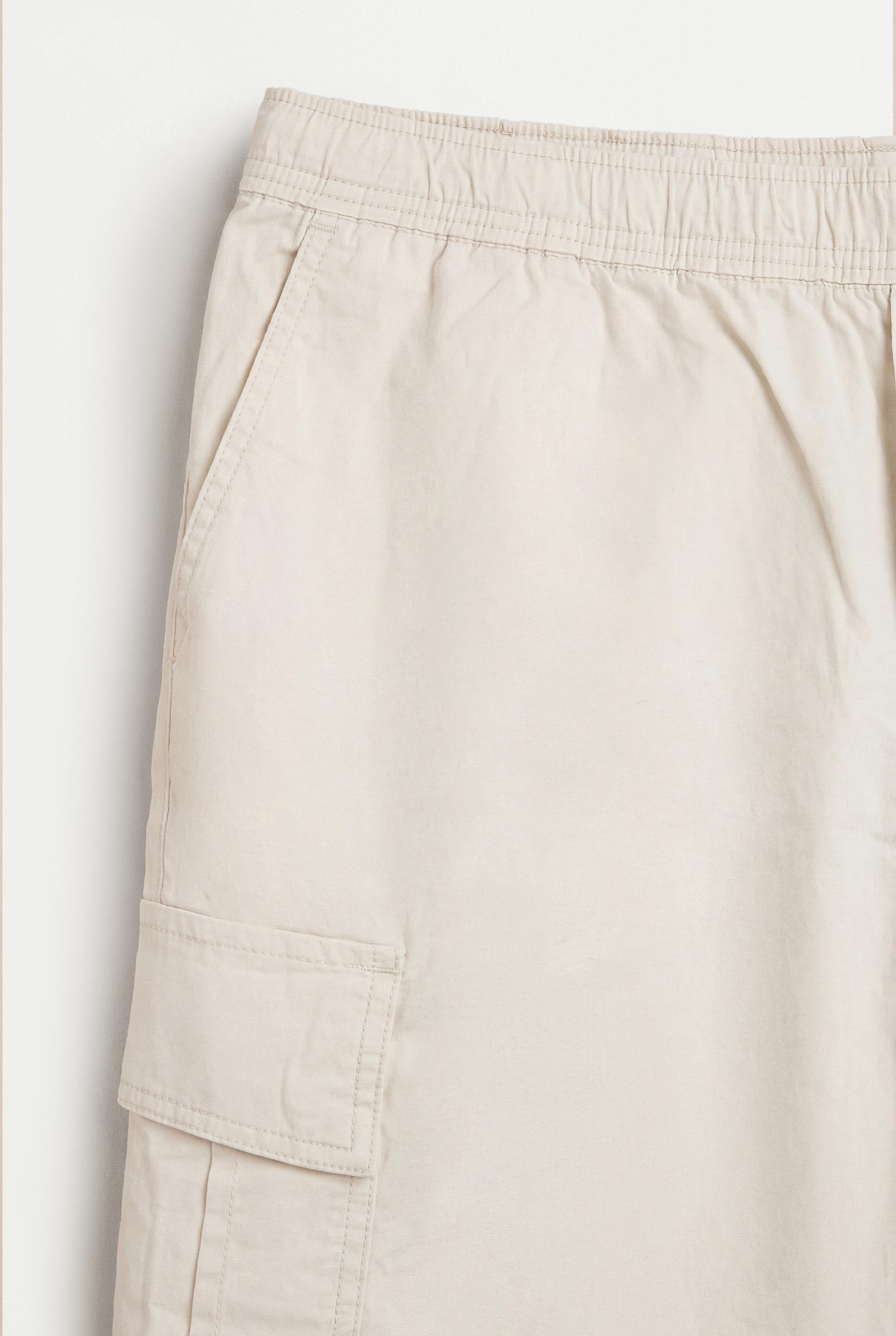 Cargo Bermuda joggers — BEIGE