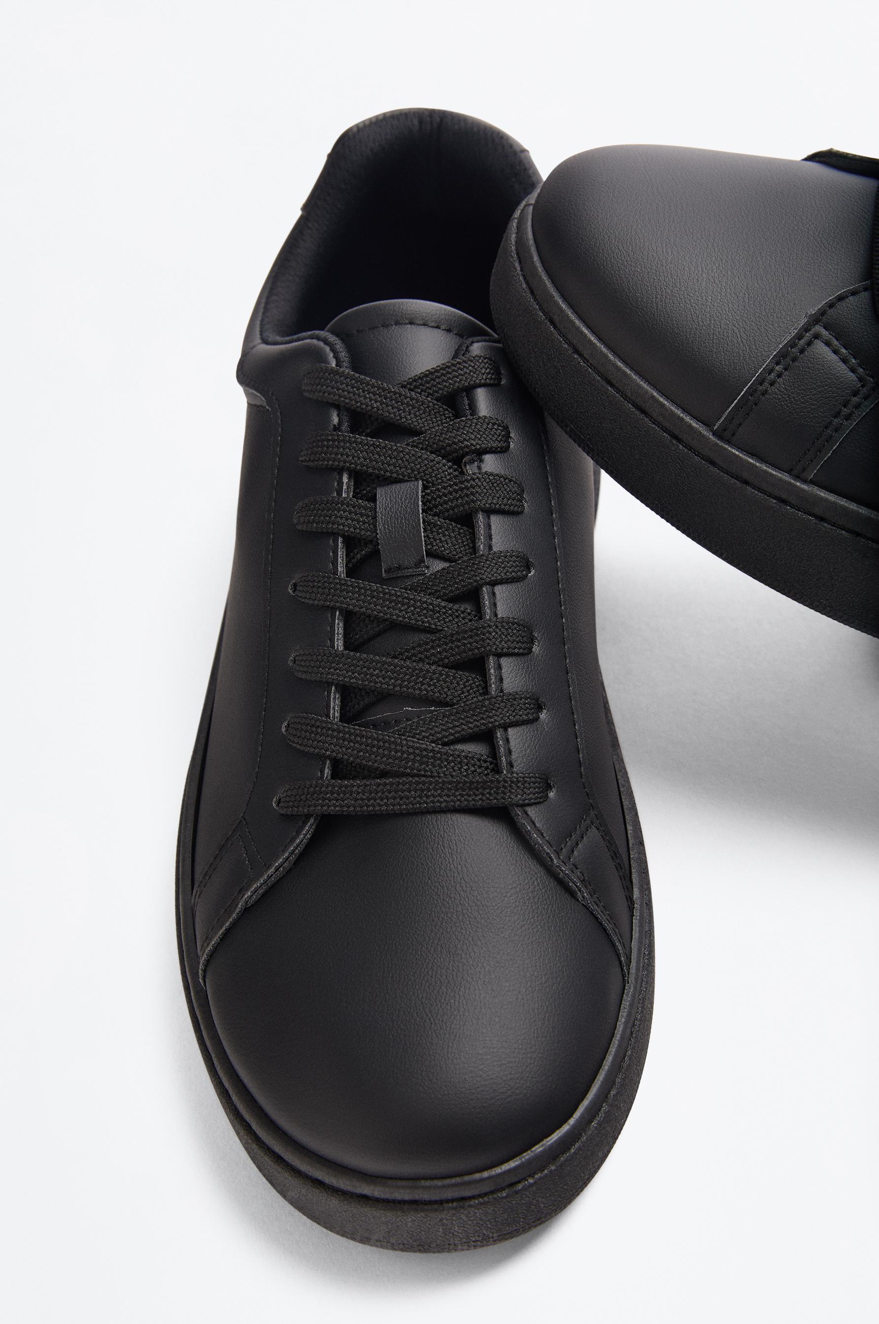 Street sneakers — BLACK