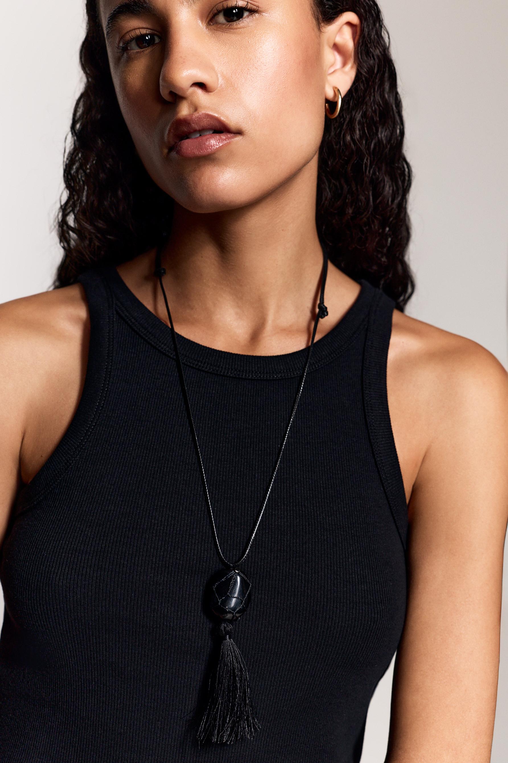 Cropped racerback top — BLACK