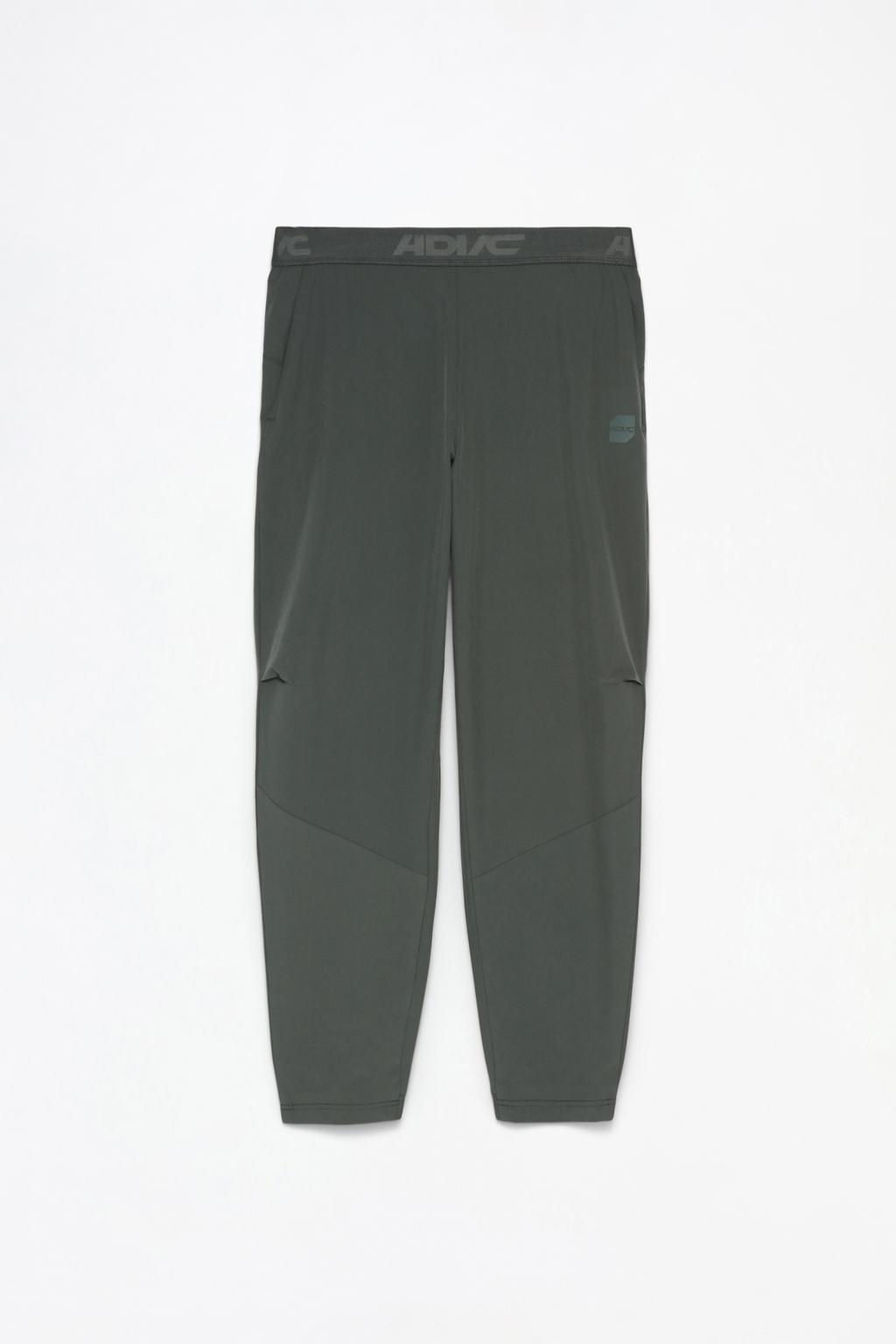 Extra lightweight sports trousers