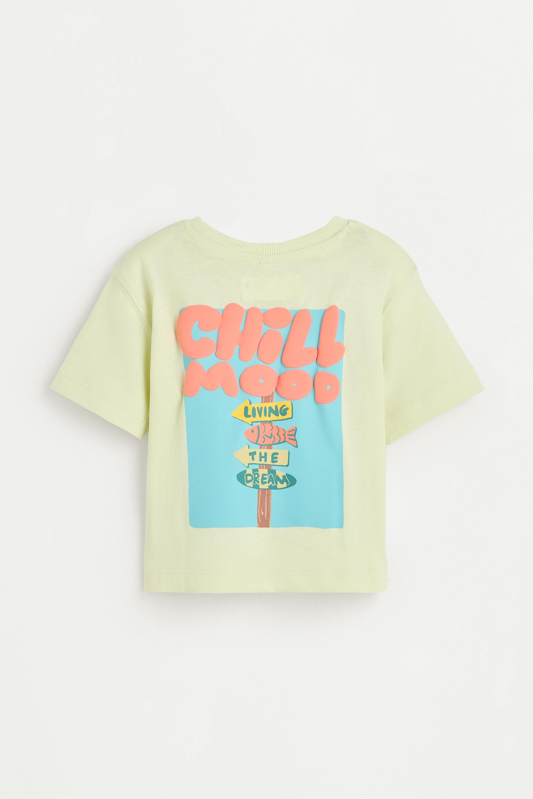 T-shirt with a maxi print on the back — LIME GREEN