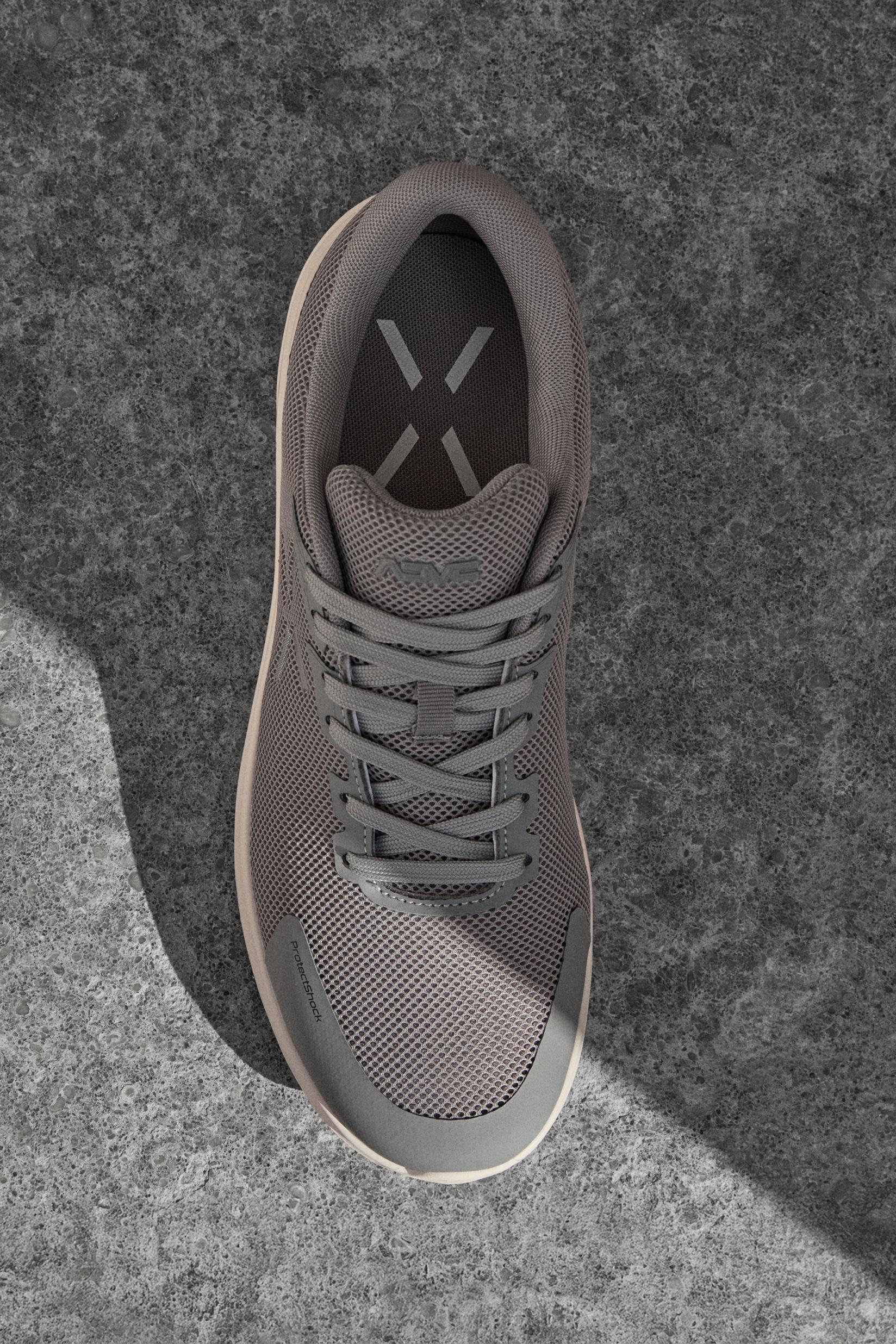 Gym sneakers — GREY