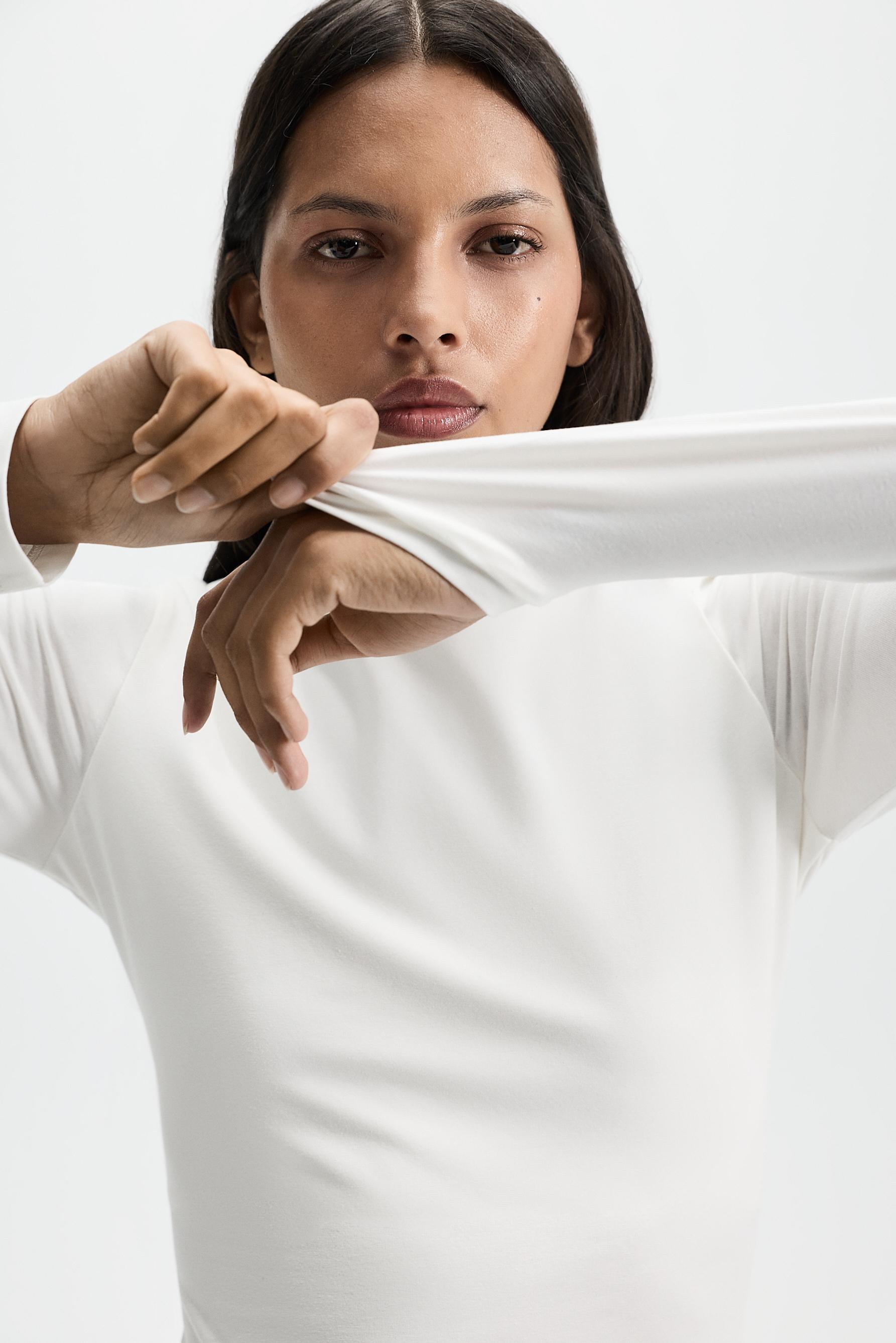 Long sleeve V-neck T-shirt — OFF WHITE