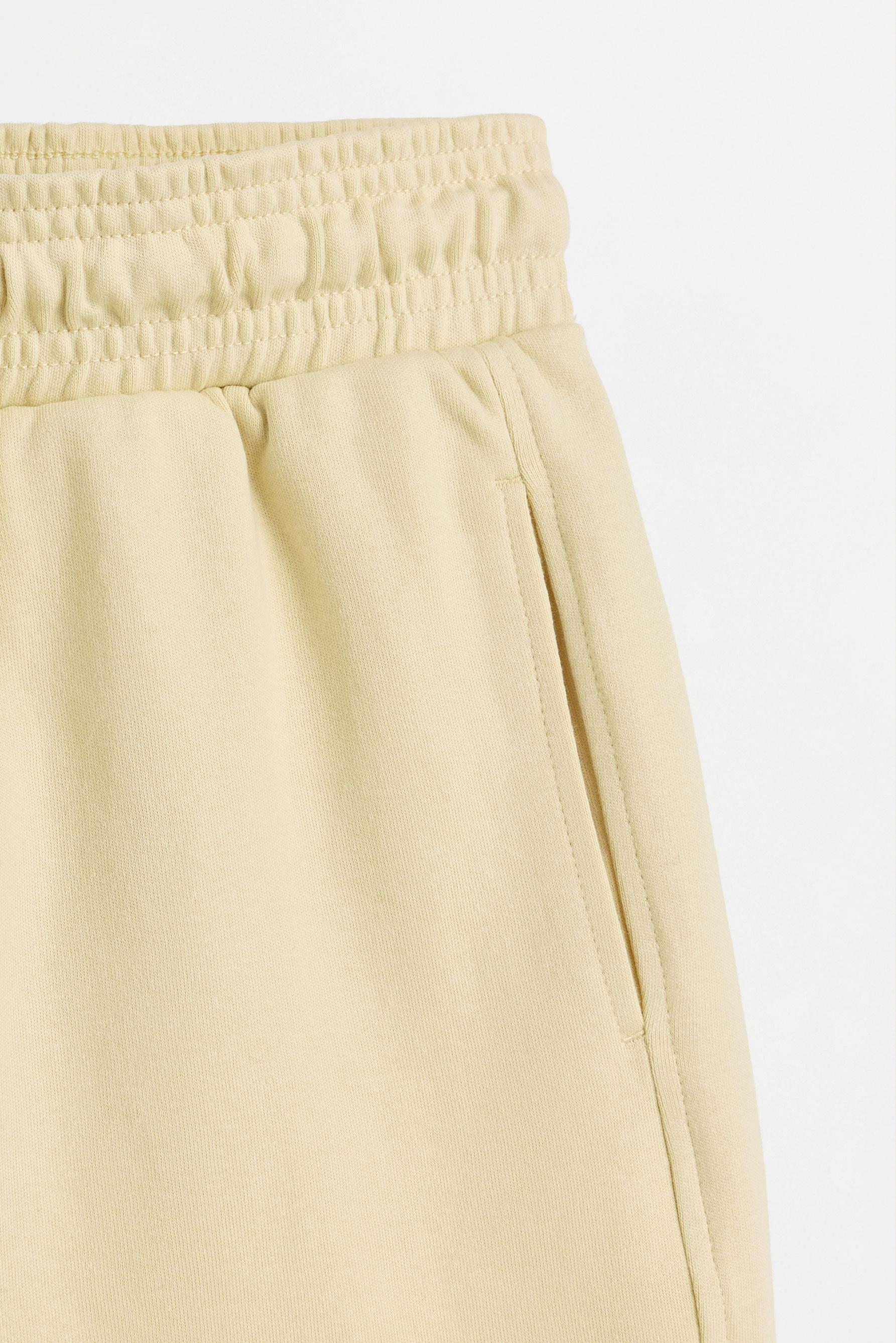 Interlock Bermuda shorts — VANILLA