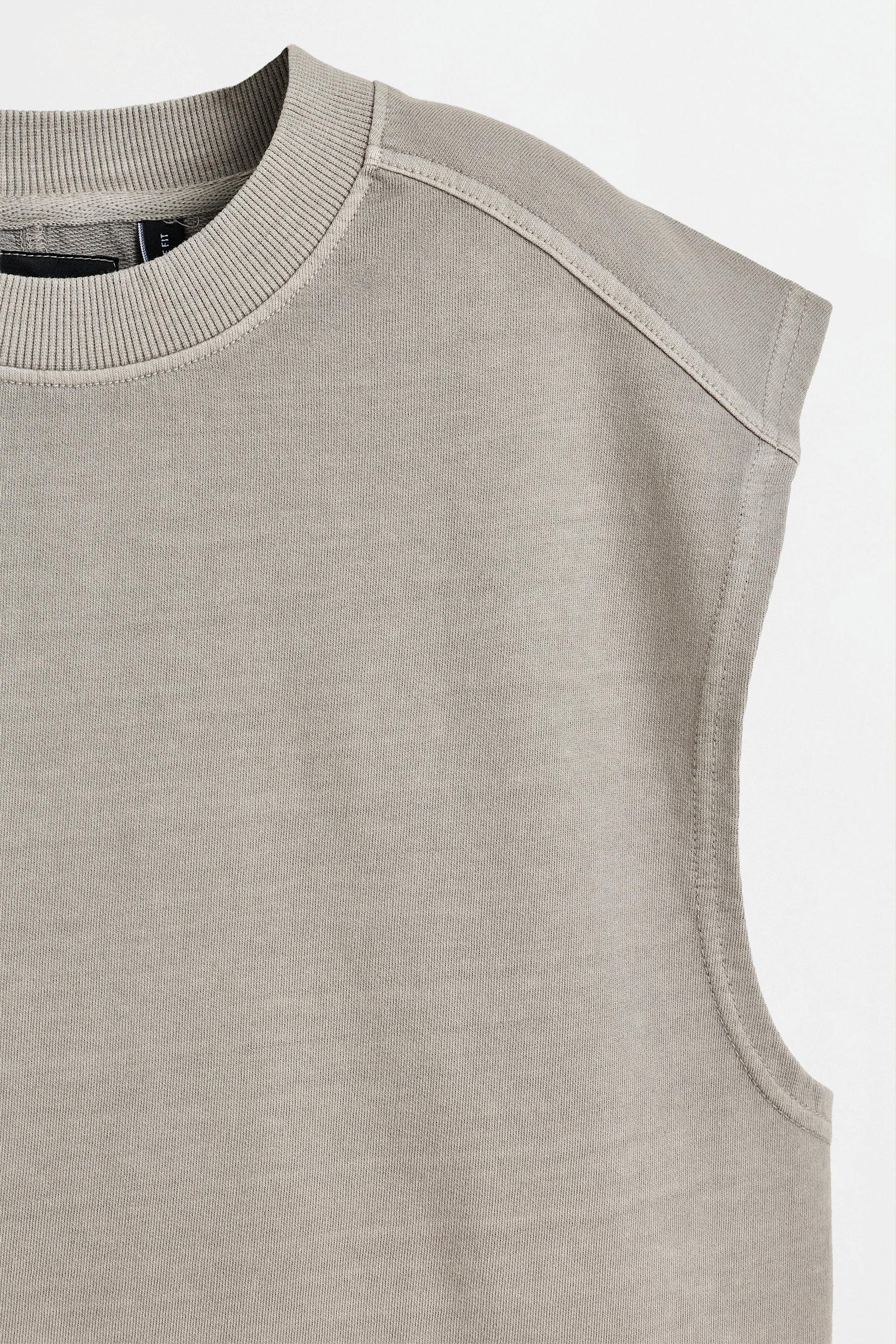 Washed-effect sleeveless sweatshirt — MEDIUM GREY
