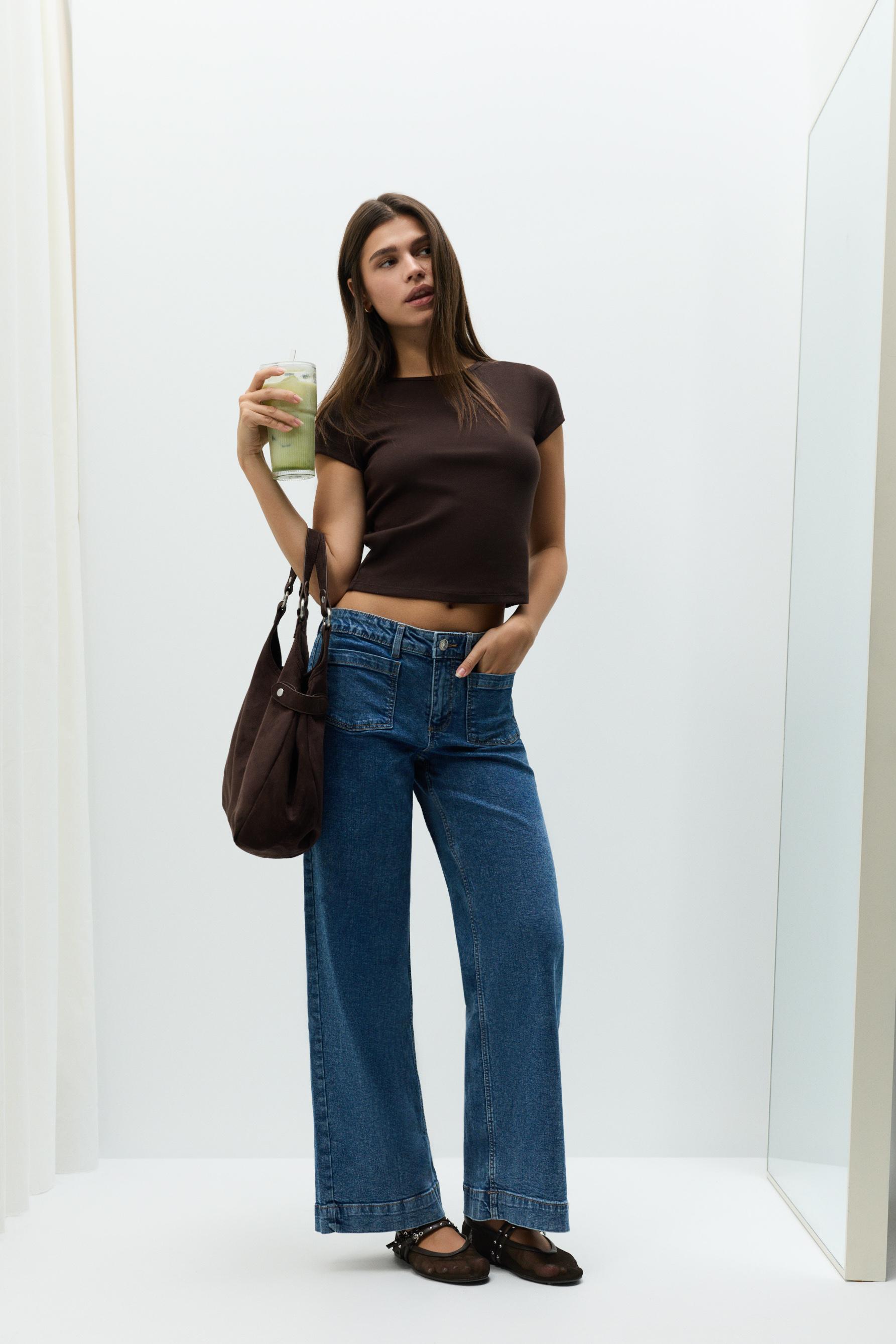 Basic T-shirt — DARK BROWN
