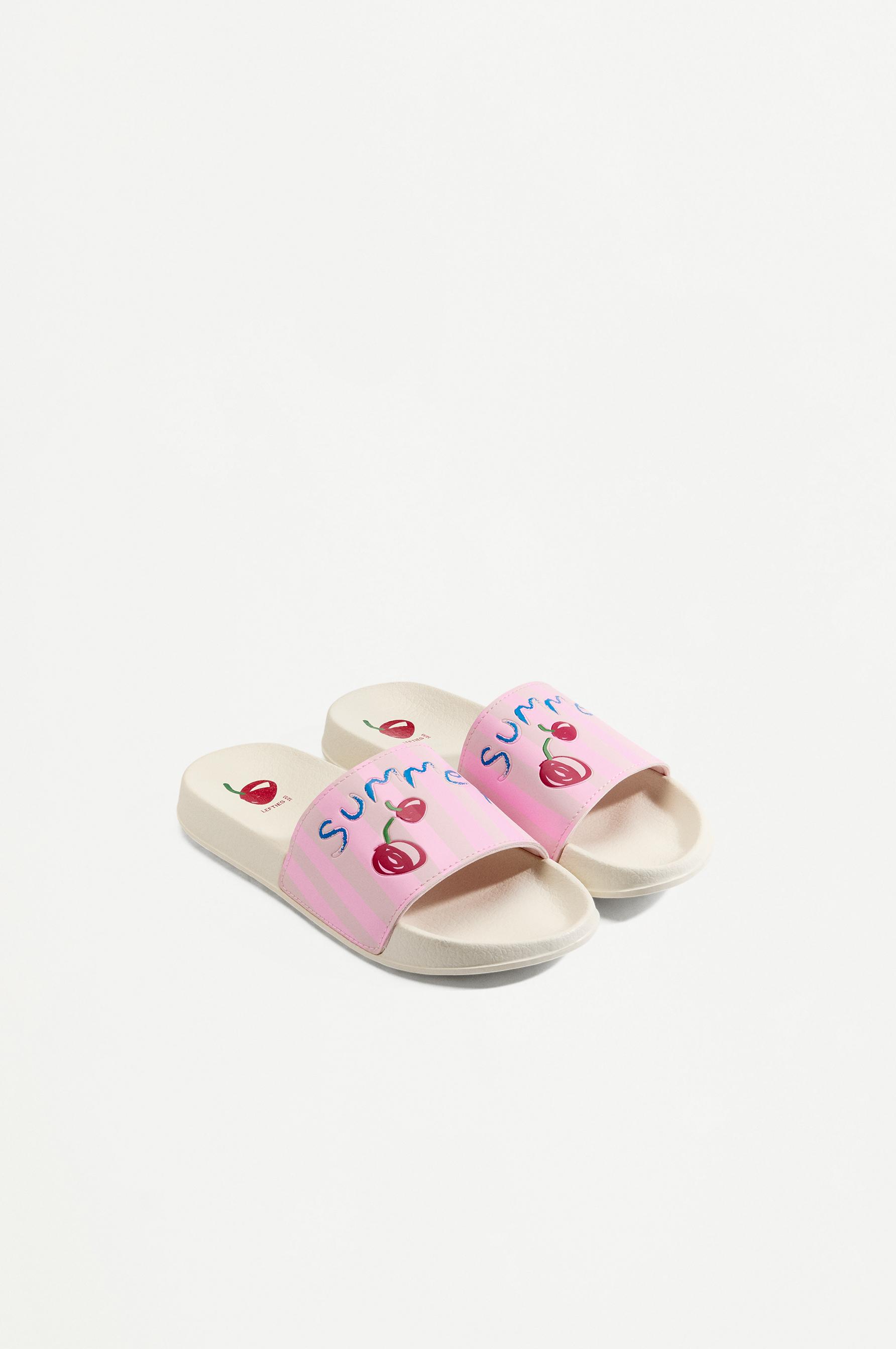 PRINTED BATHROOM SANDALS — PALE PINK
