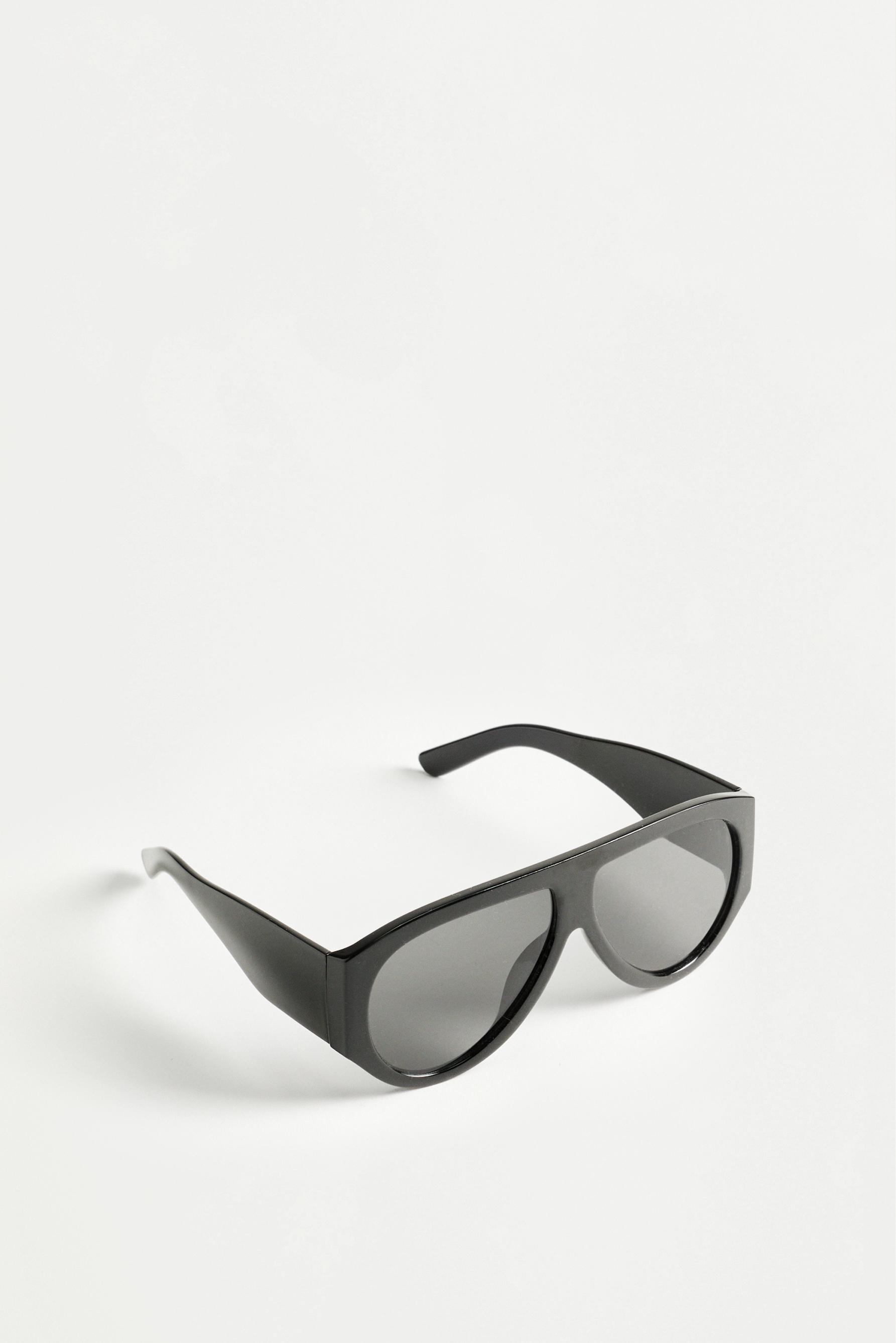 Aviator sunglasses — BLACK