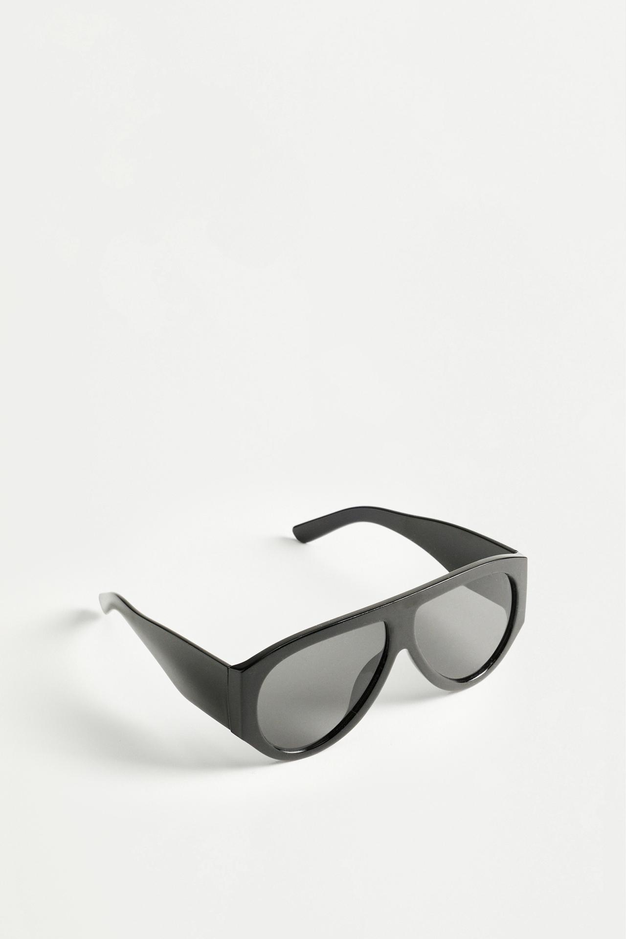 Aviator sunglasses — BLACK