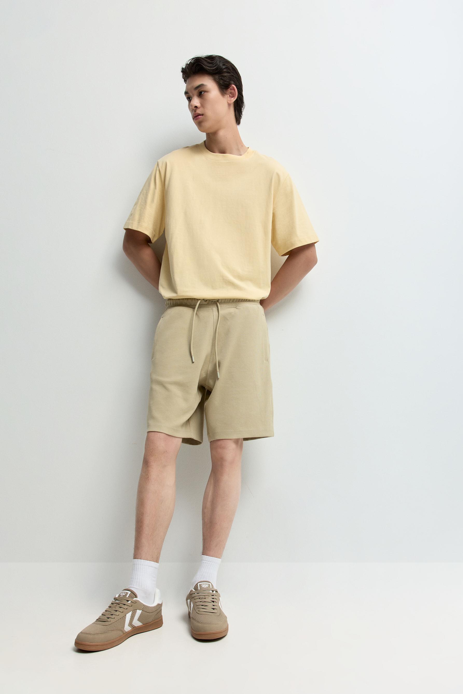 Interlock Bermuda shorts — PALE GREEN