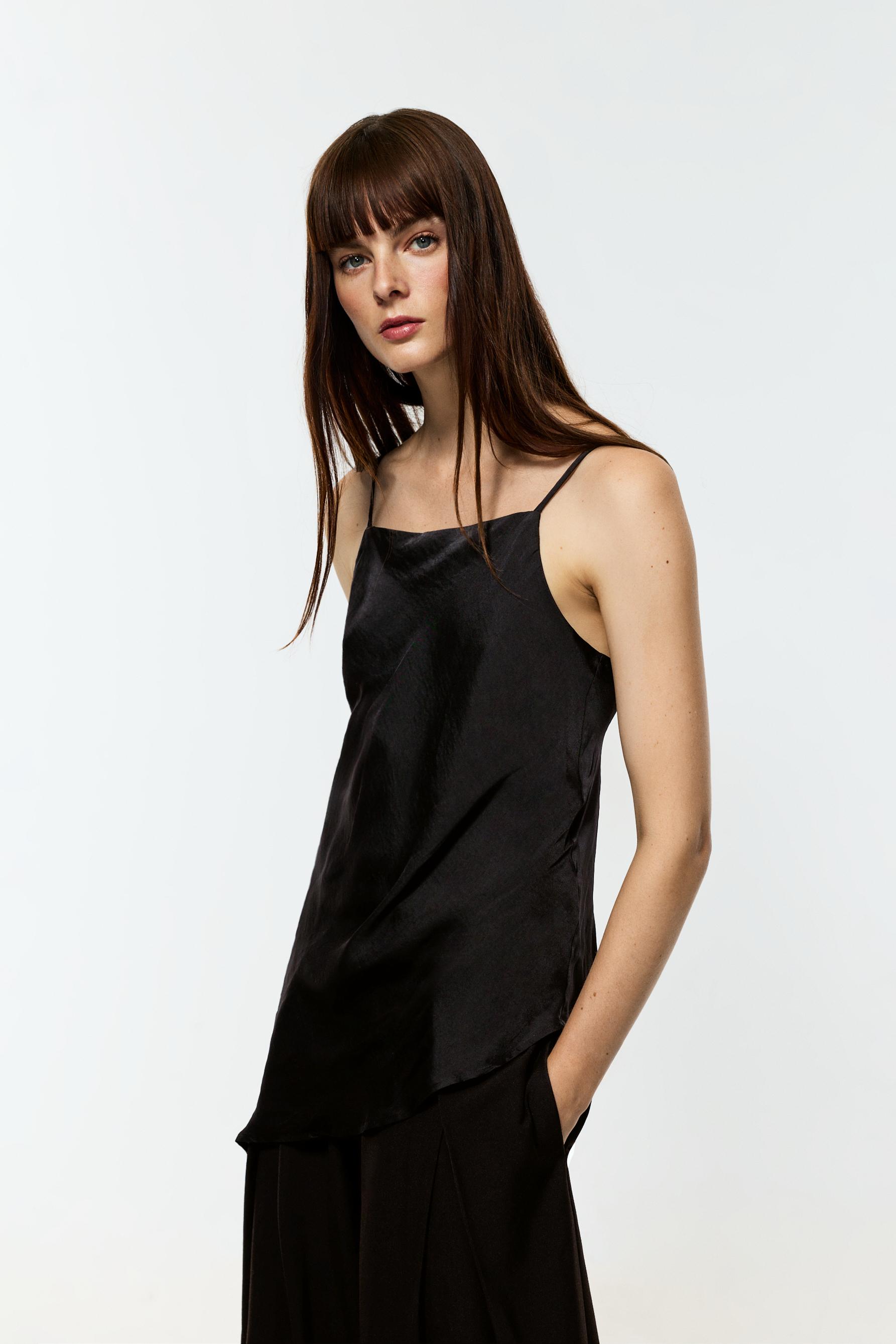 Satin asymmetric top — BLACK