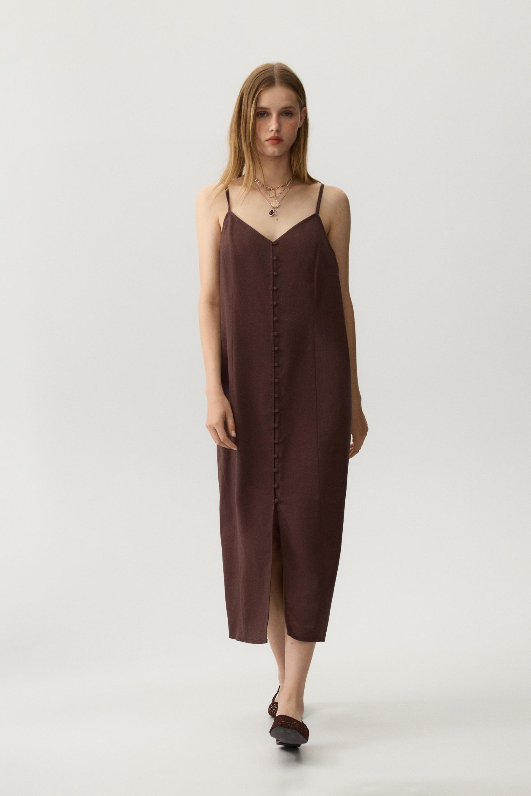Vestido midi botones