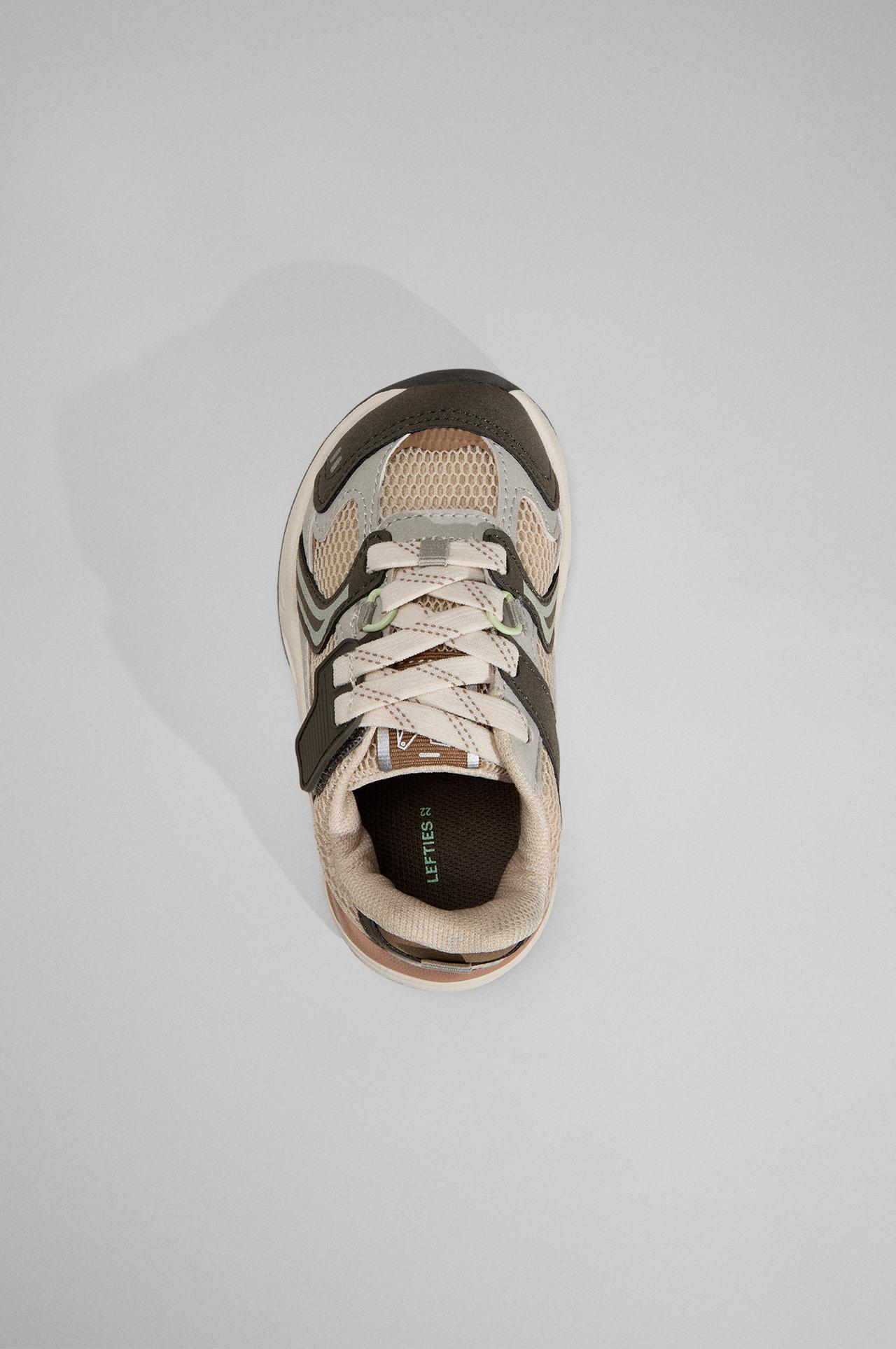 Multi-piece barefoot trainers — BROWNISH TONE