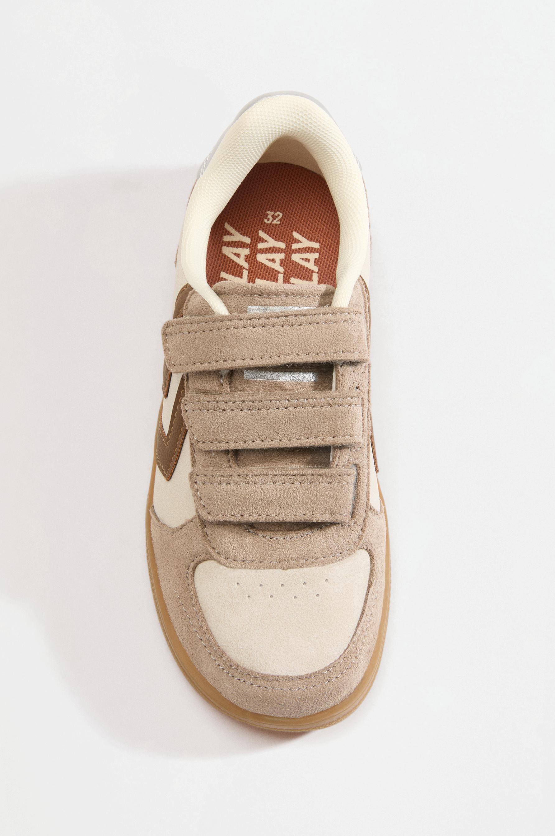 Hummel Sneakers — BROWNISH TONE