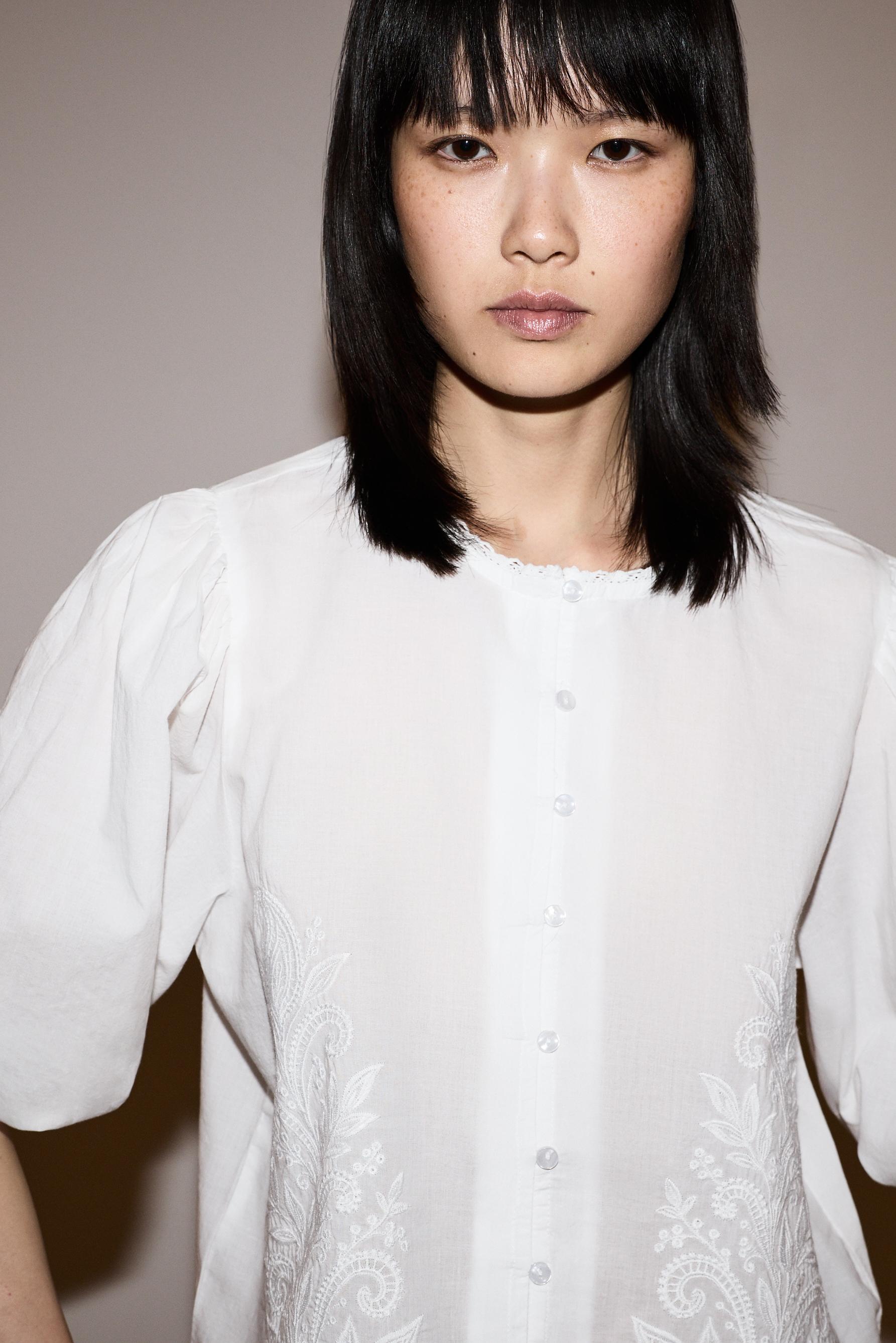 Embroidered shirt — WHITE