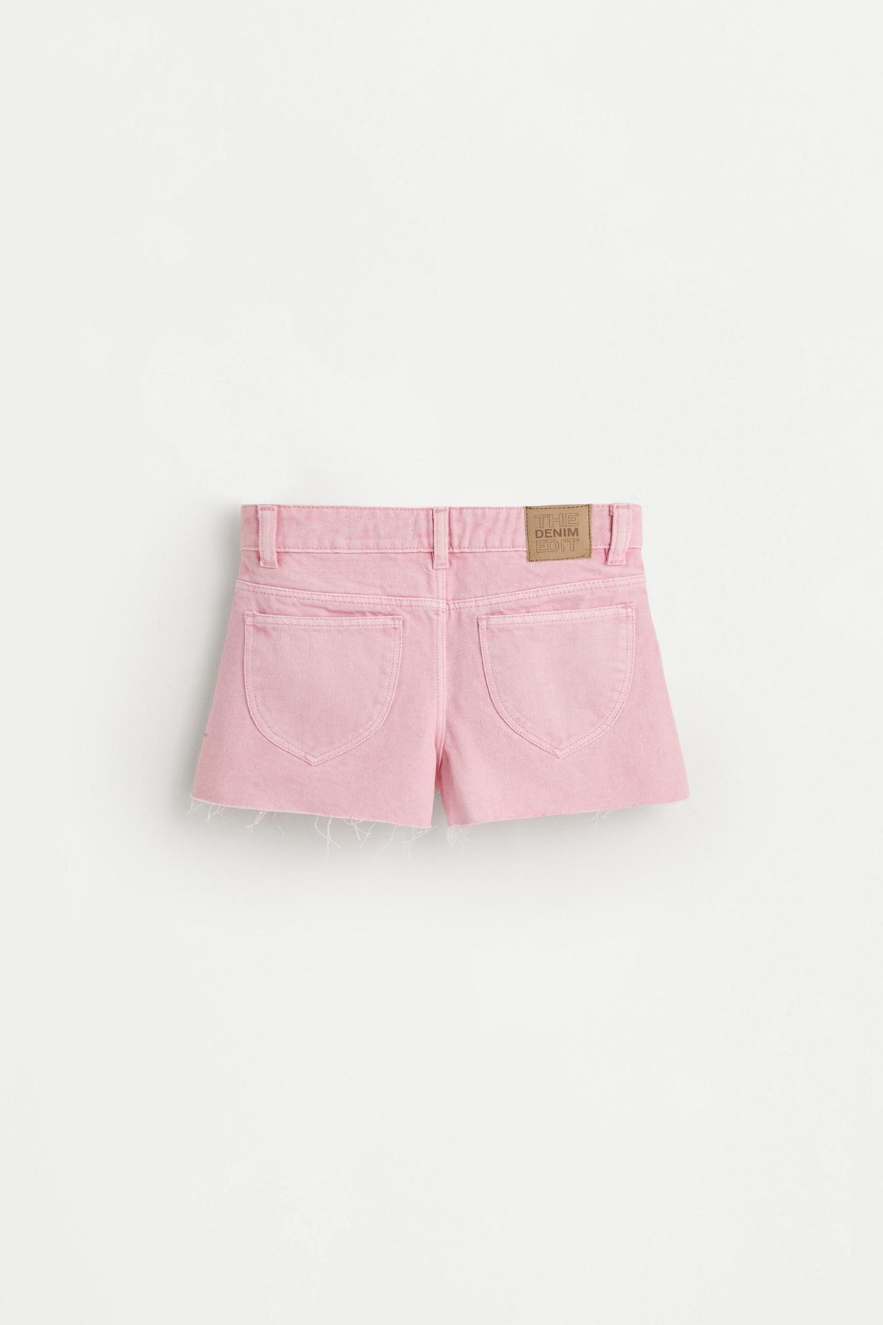 Frayed denim shorts — BUBBLEGUM PINK