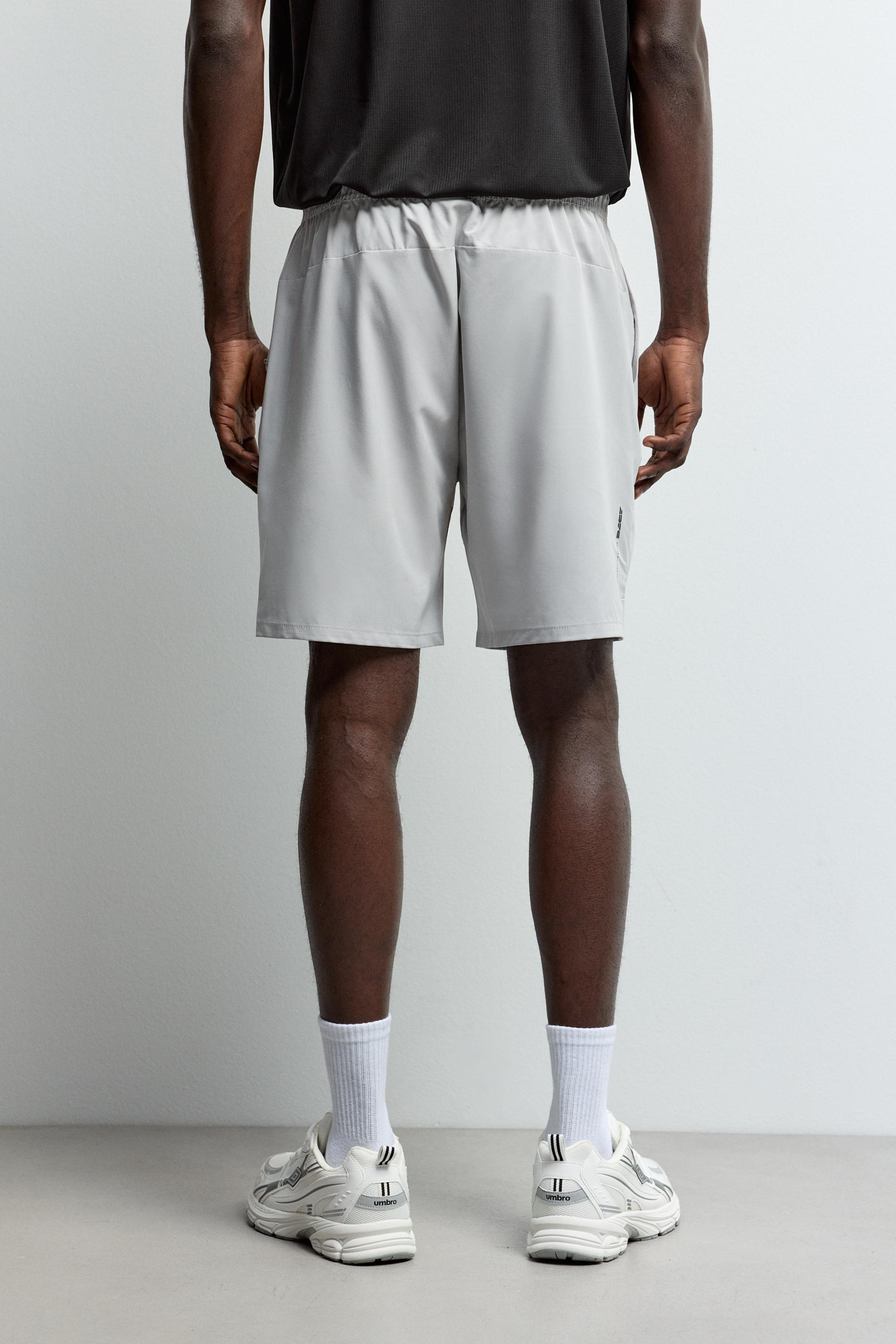 Training Bermuda shorts — HIELO