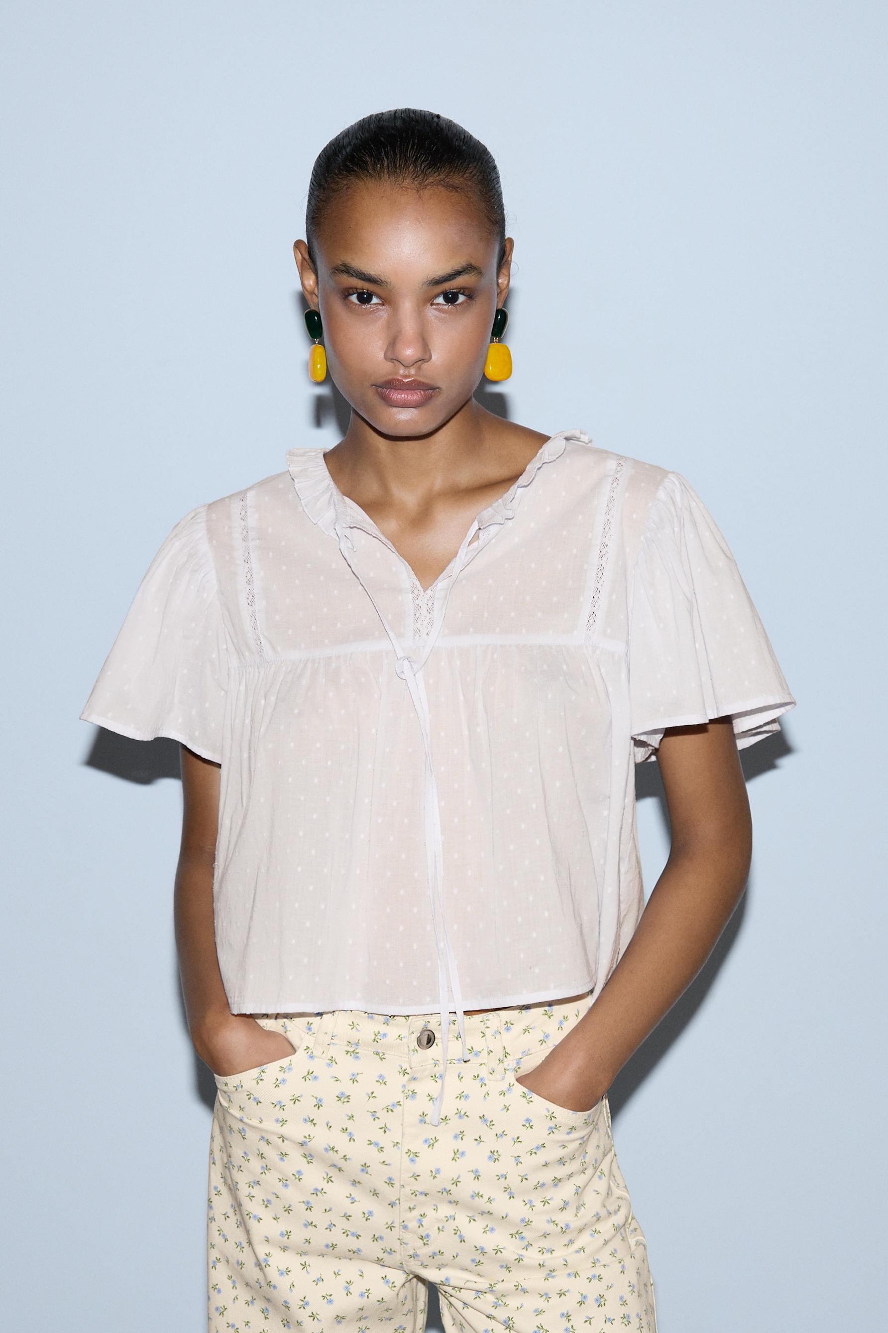 Blusa cuello lazo