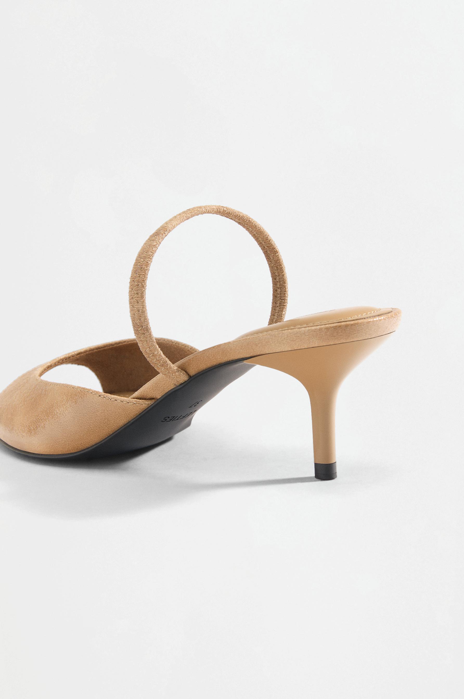 Minimalist sandals — BEIGE