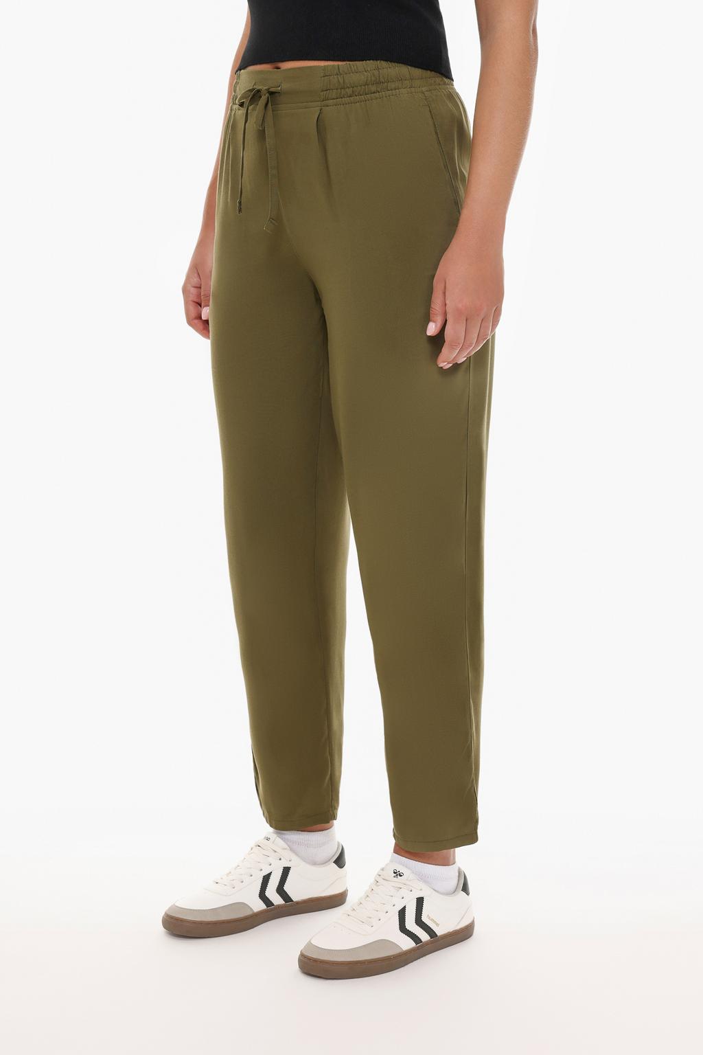 Pantalón jogger fluido