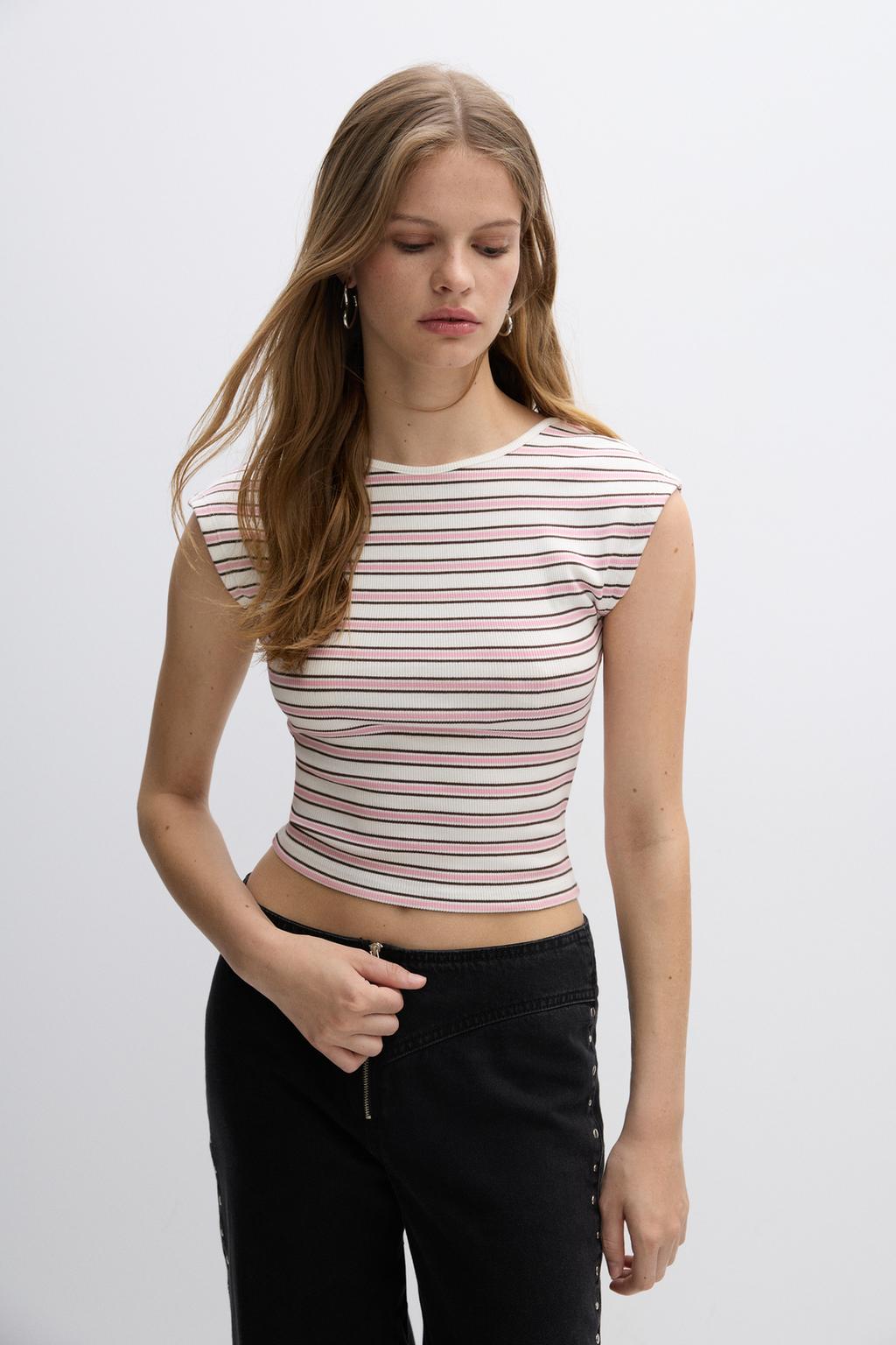 Camiseta canalé manga escave
