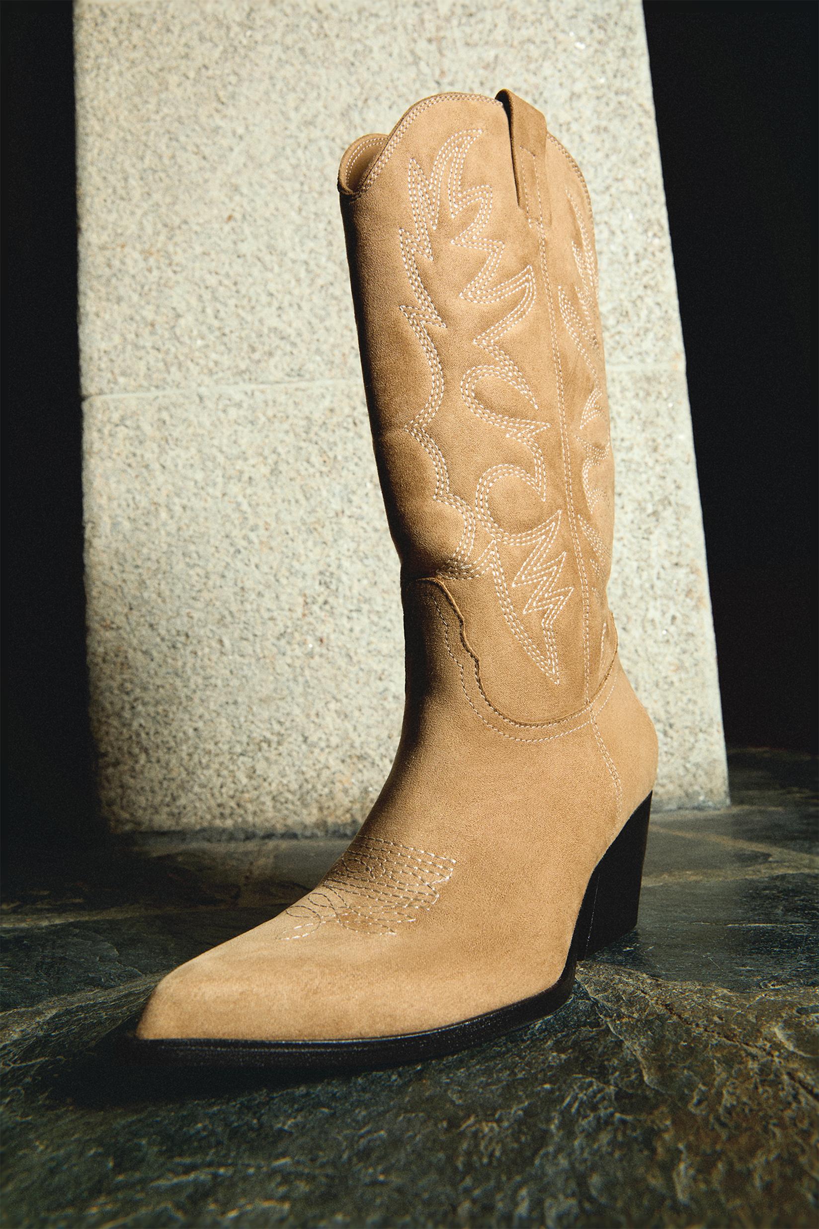 Cowboy boot — LEATHER