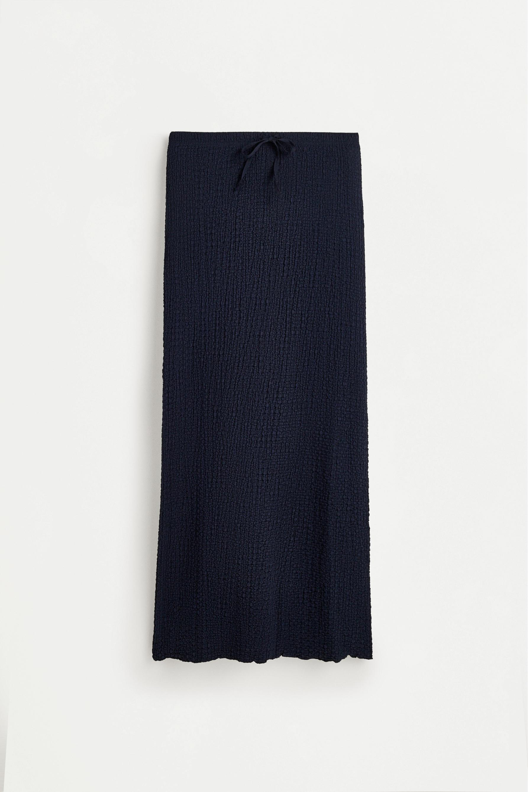 Textured midi skirt — NAVY