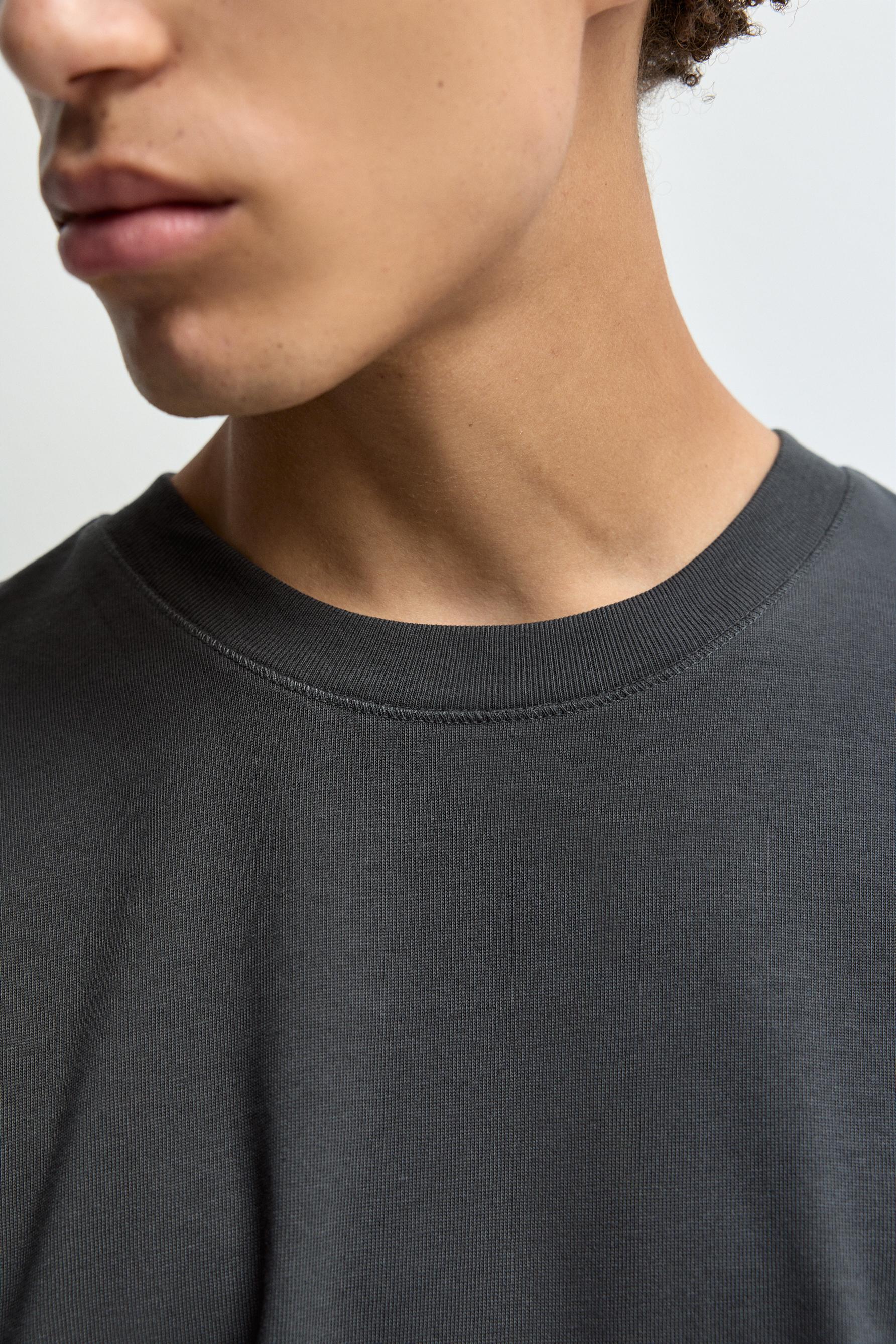 Basic cropped T-shirt — LEAD