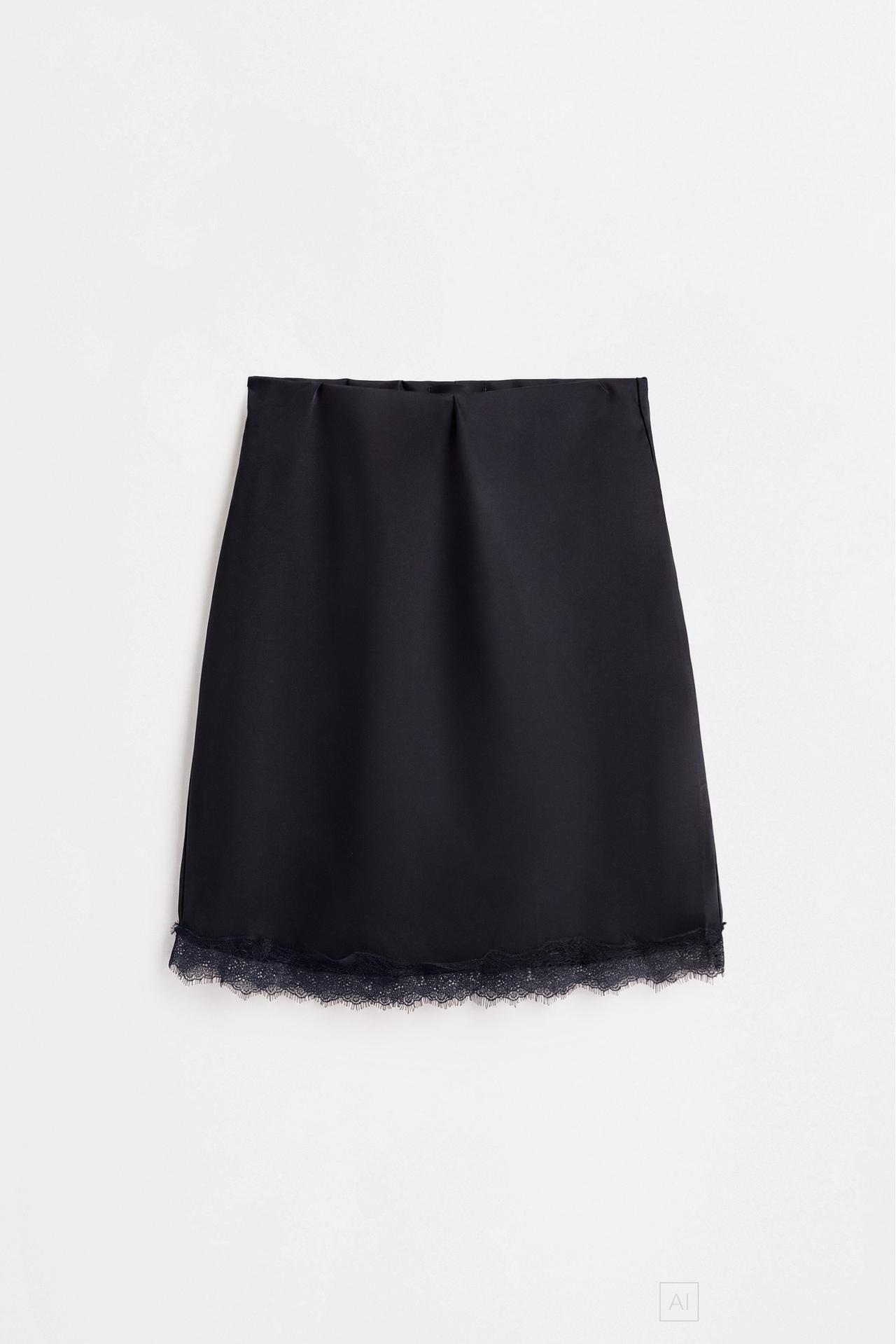 Satin lace short skirt — BLACK