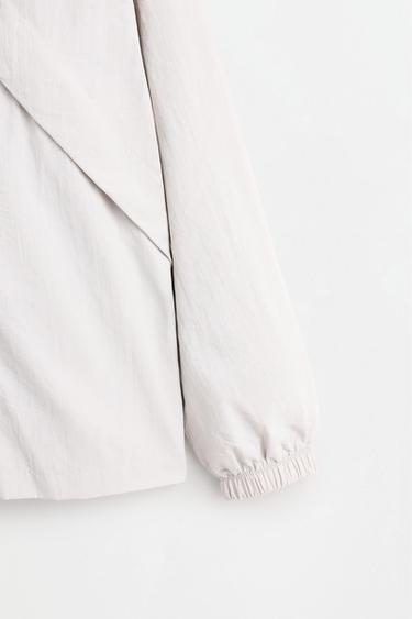 Hooded windbreaker — HIELO 3
