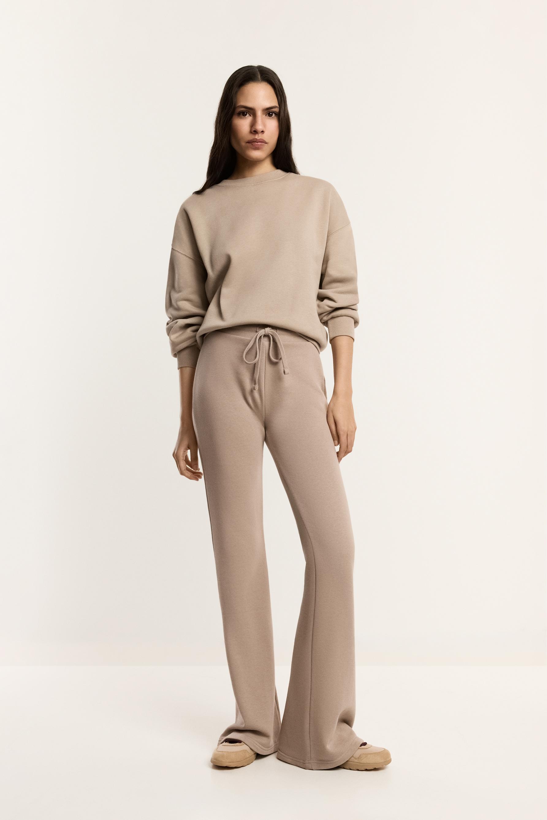 Pantalón de chándal flare