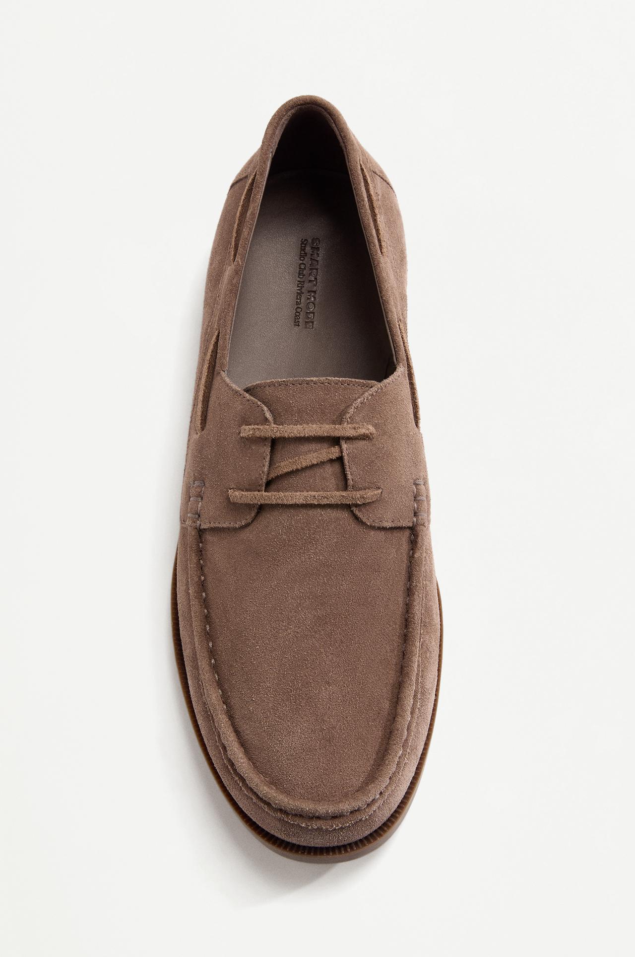 Leather boat shoes — BROWN